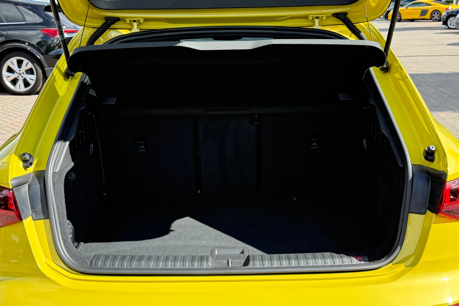 Audi A3 thumbnail image number 36