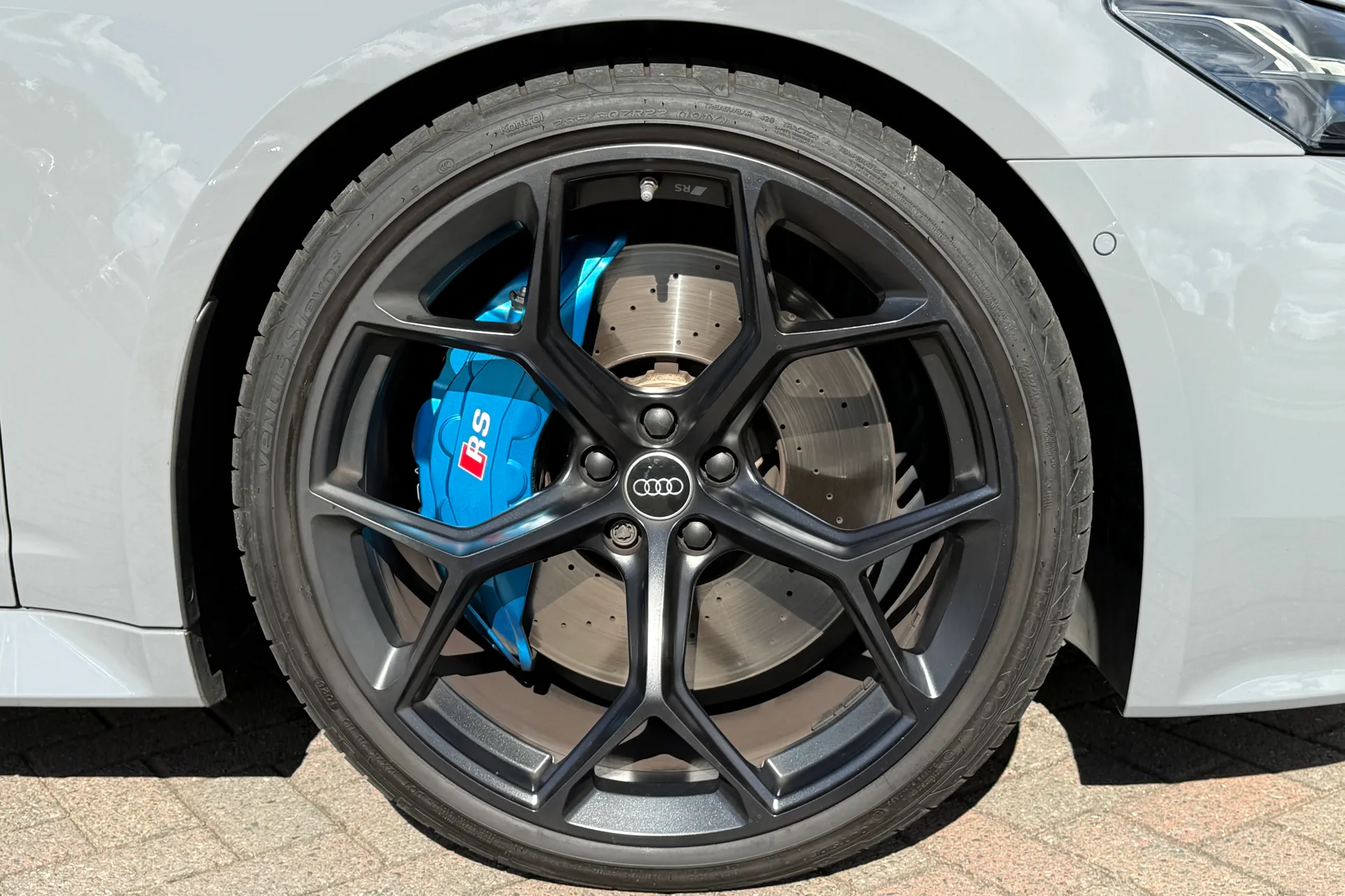 Audi RS6 thumbnail image number 62