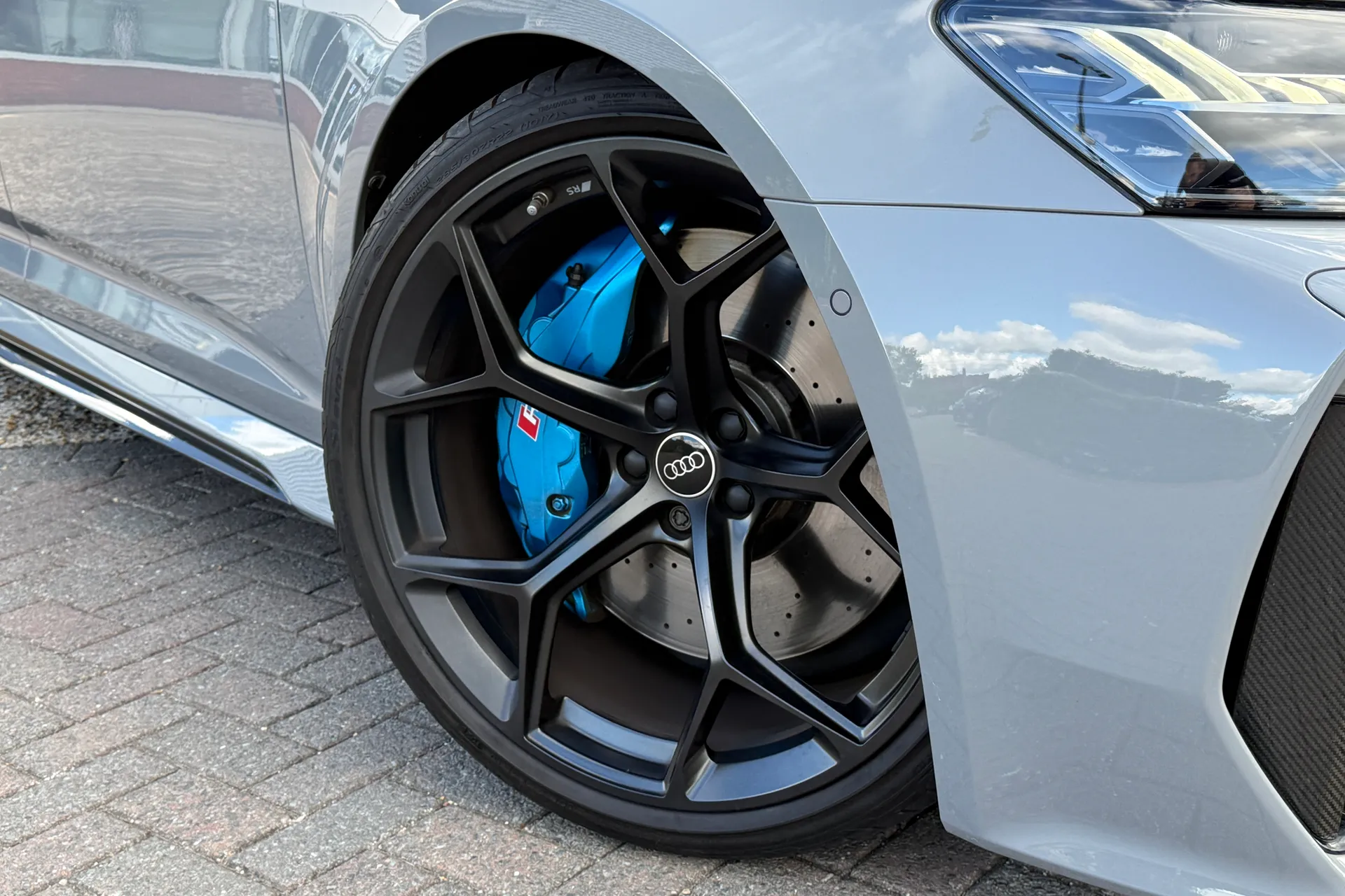Audi RS6 thumbnail image number 7