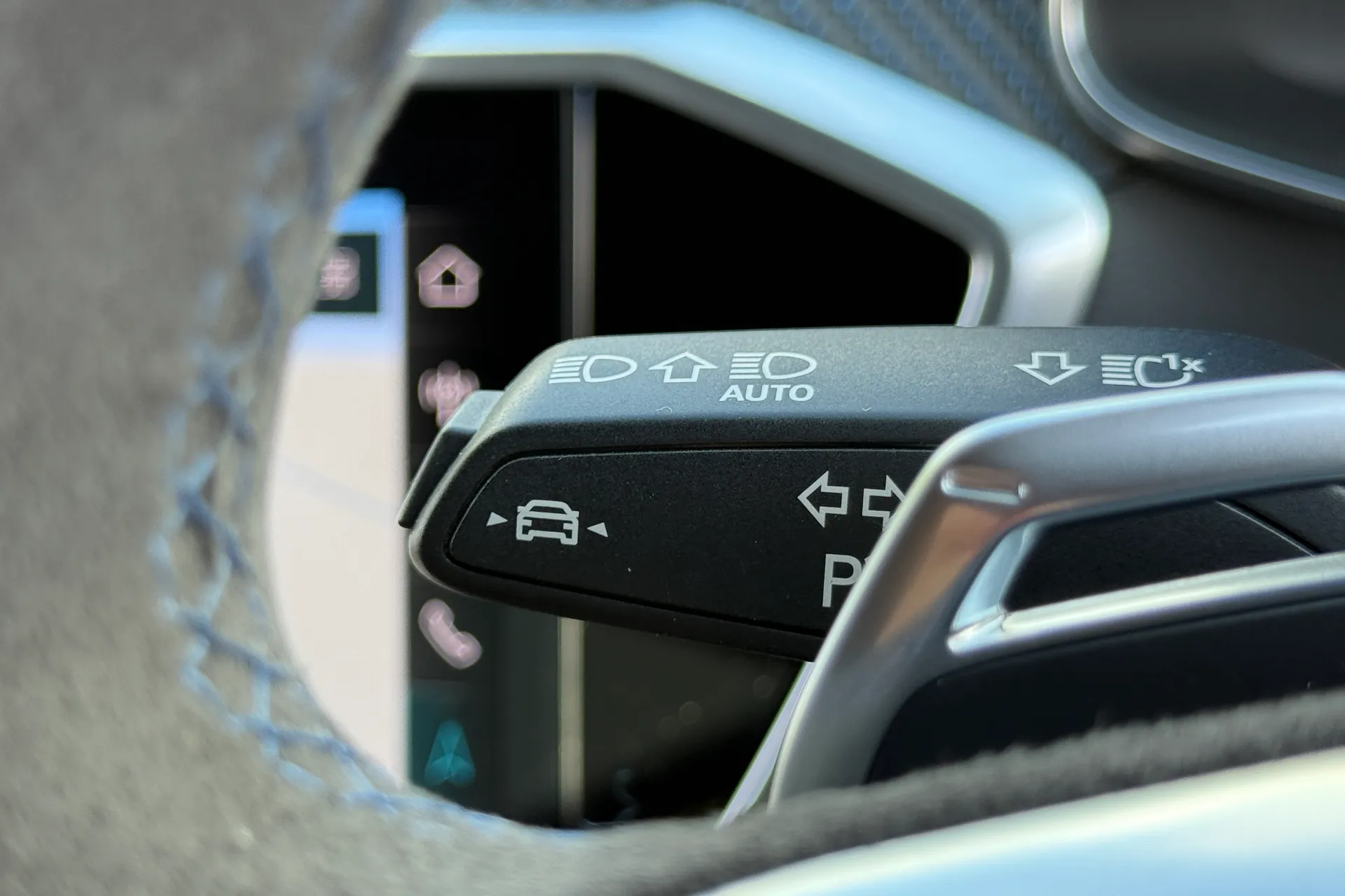 Audi RS6 thumbnail image number 27