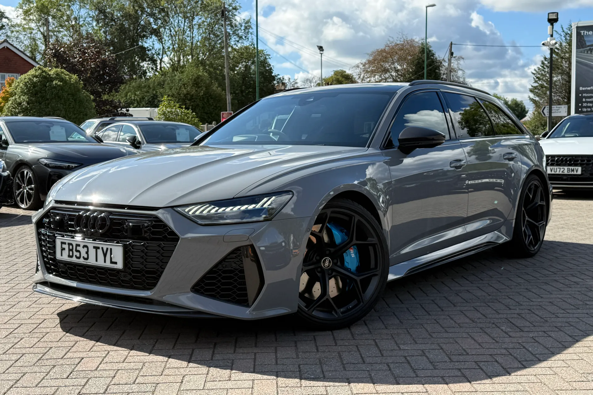 Audi RS6 thumbnail image number 35