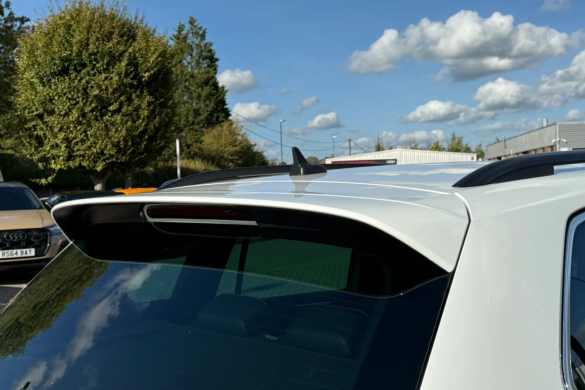 VOLKSWAGEN TIGUAN thumbnail image number 44