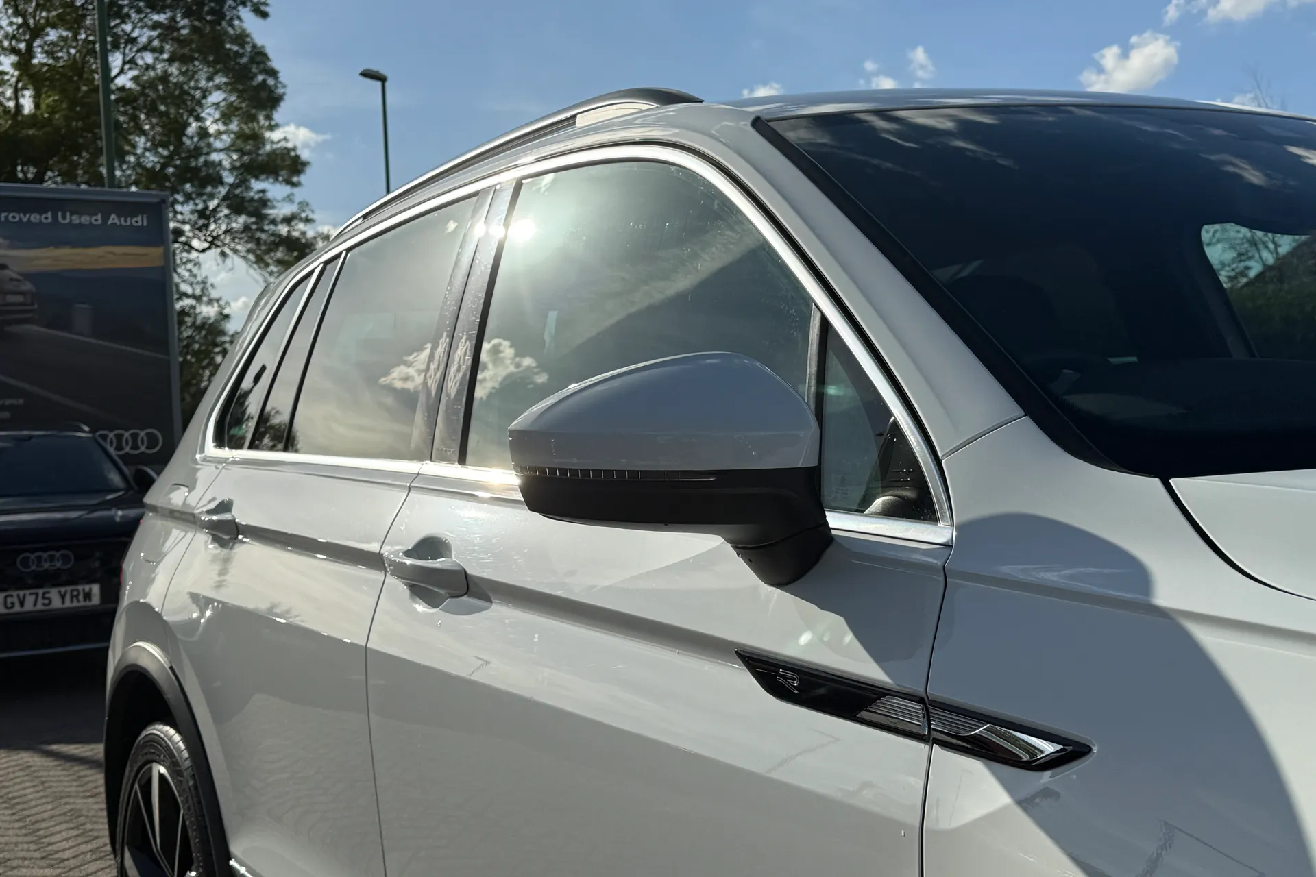 VOLKSWAGEN TIGUAN thumbnail image number 43