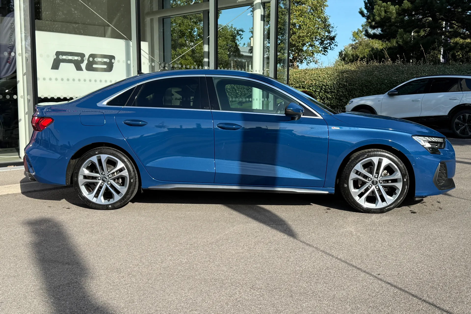 Audi A3 thumbnail image number 2