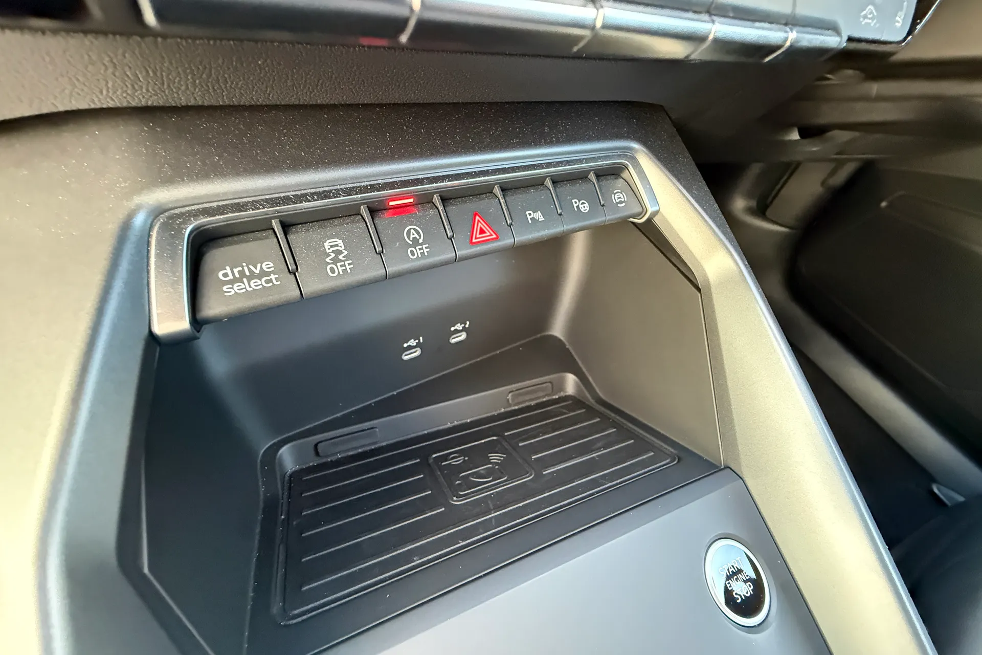 Audi A3 thumbnail image number 19