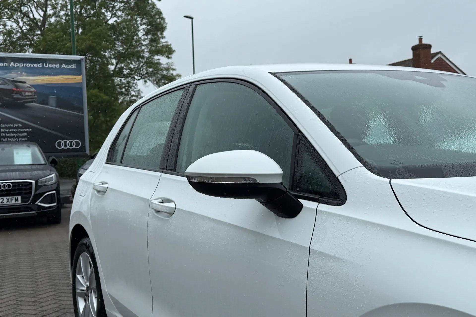 VOLKSWAGEN GOLF thumbnail image number 42