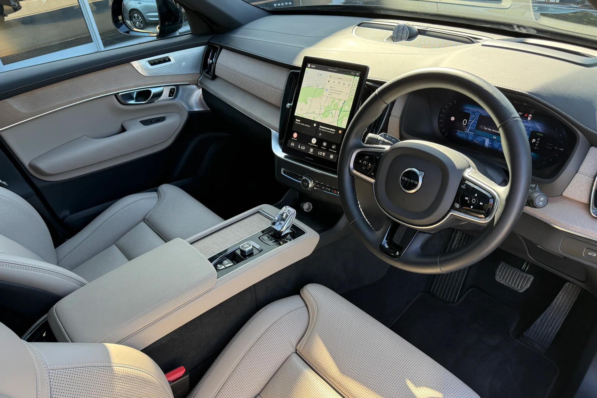Volvo XC90 thumbnail image number 6