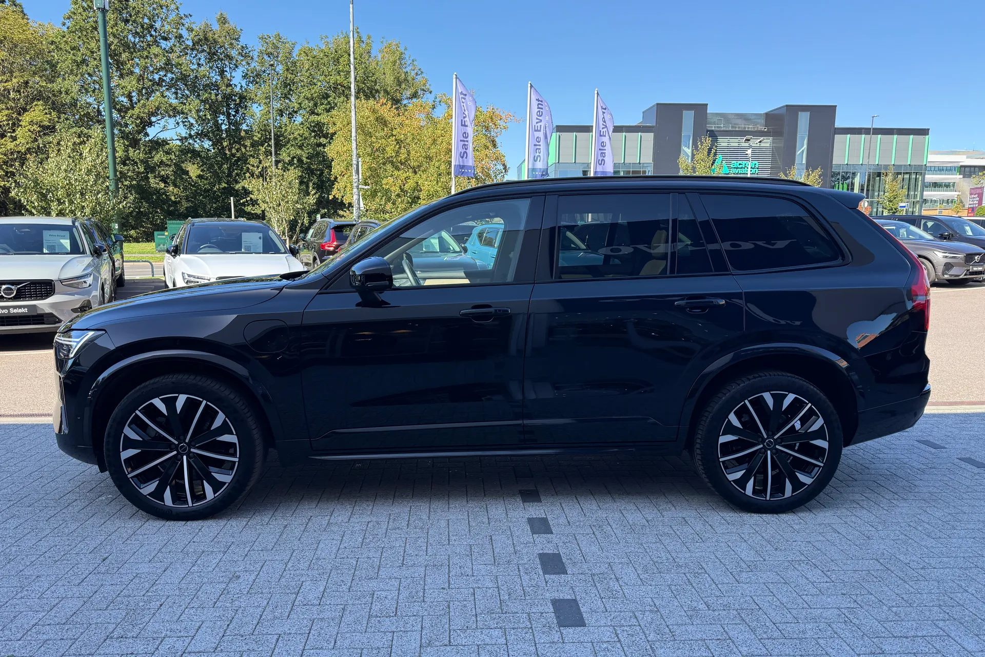 Volvo XC90 thumbnail image number 13