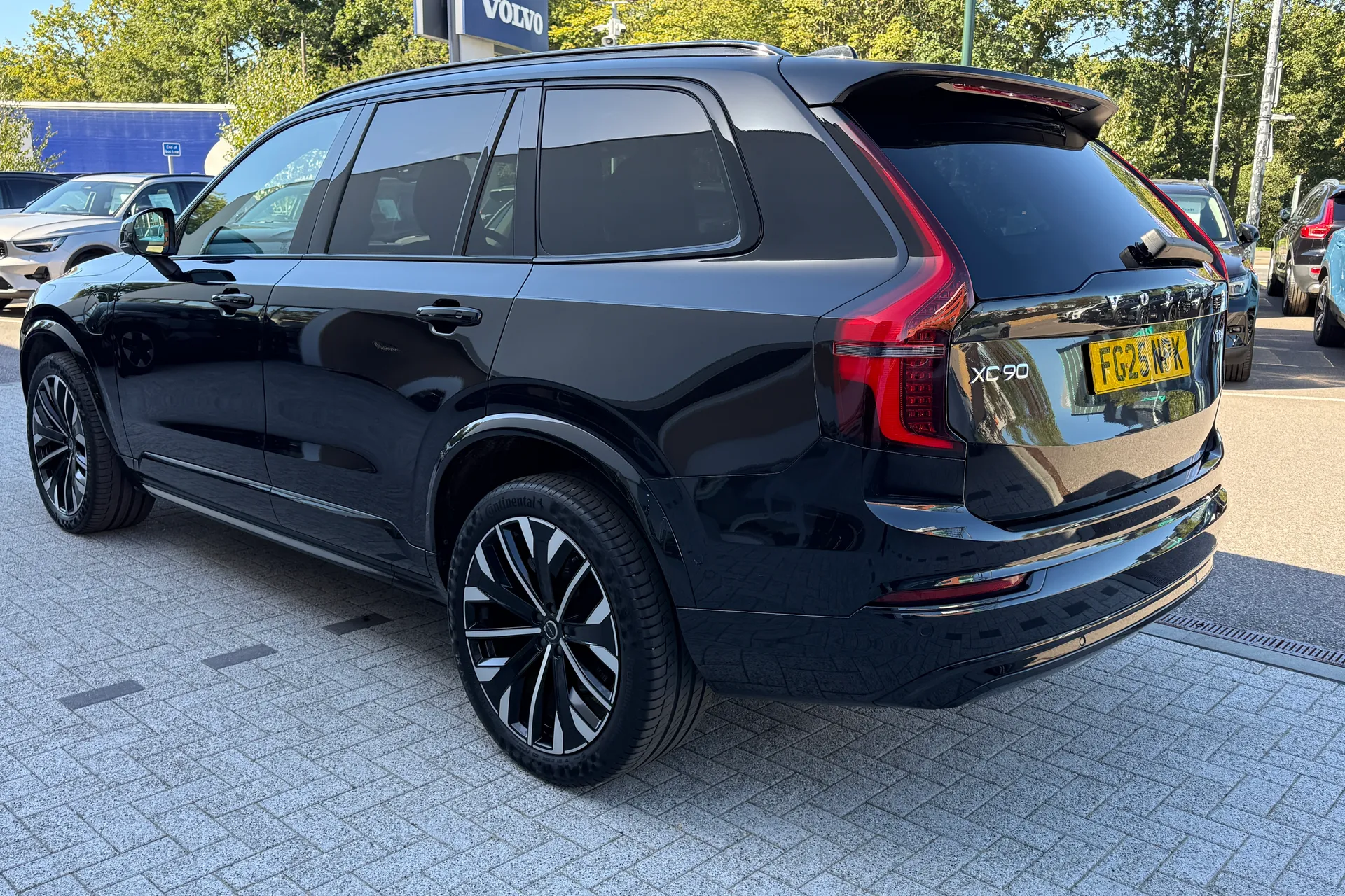 Volvo XC90 thumbnail image number 12