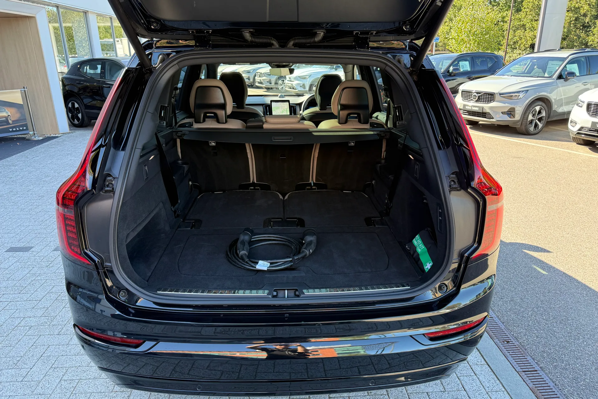 Volvo XC90 thumbnail image number 22