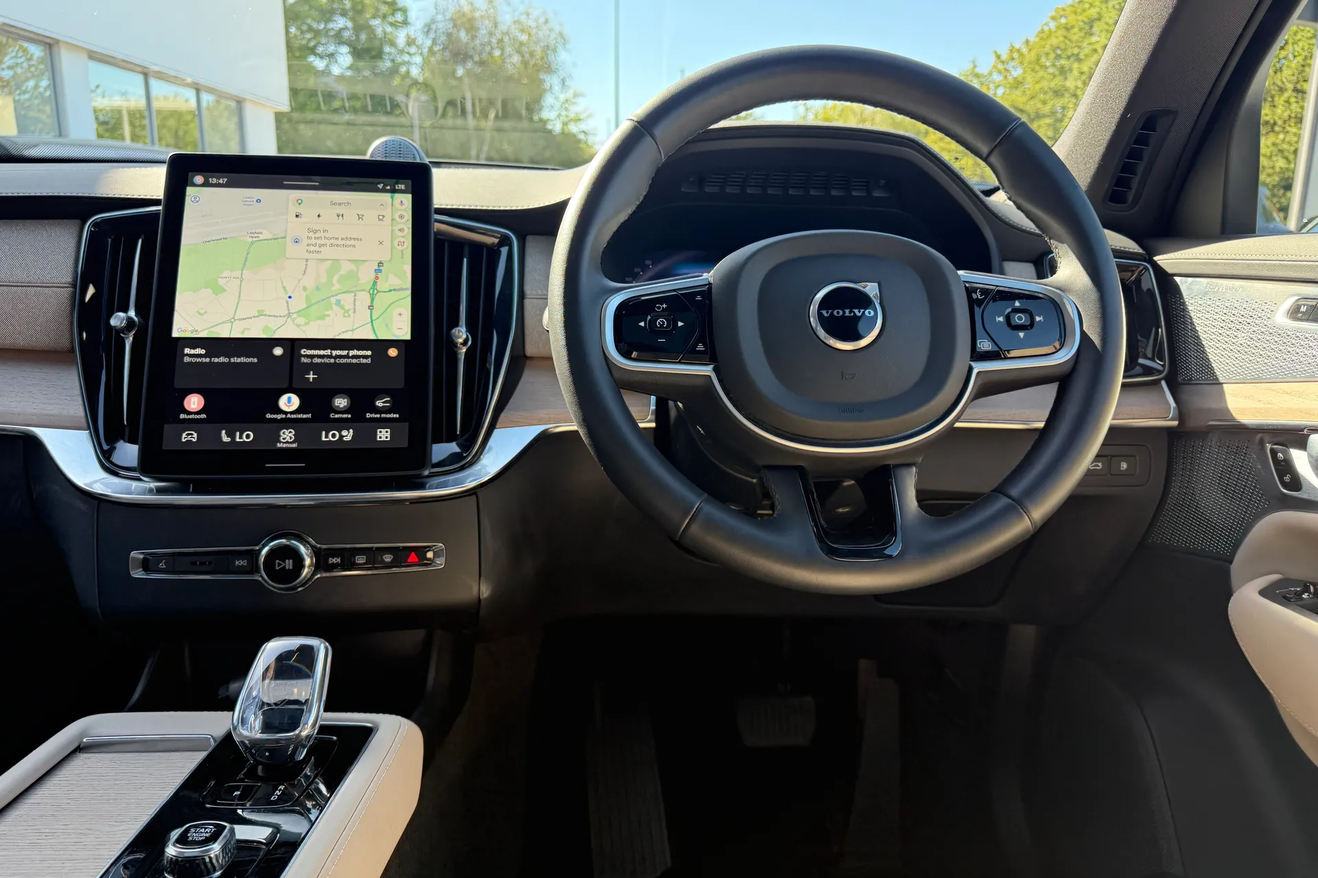 Volvo XC90 thumbnail image number 34