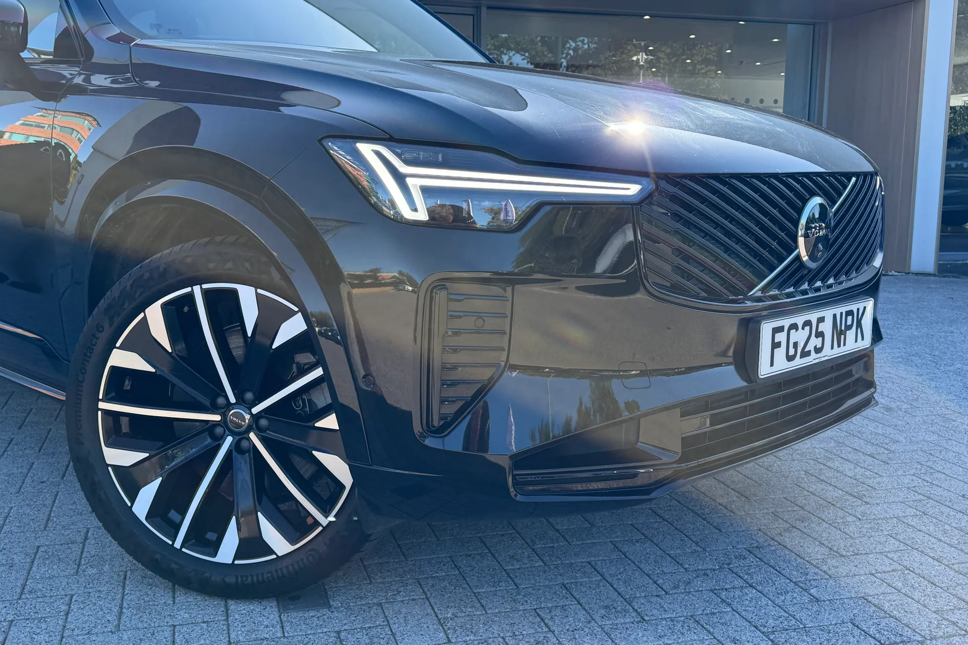 Volvo XC90 thumbnail image number 9