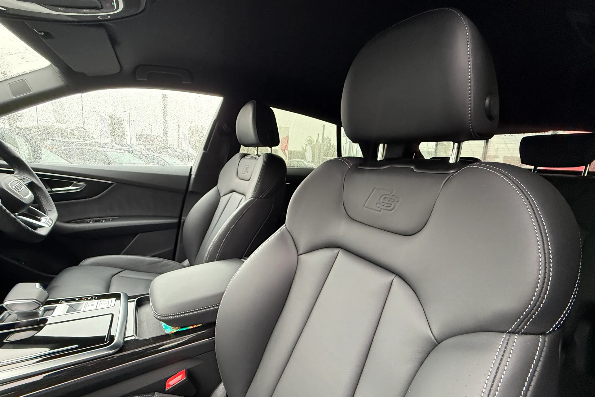 Audi Q8 thumbnail image number 45