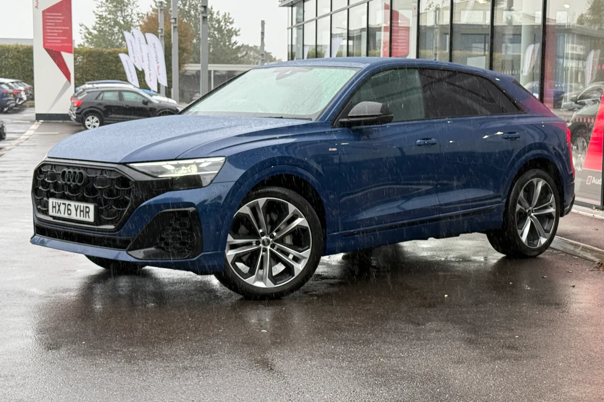 Audi Q8 thumbnail image number 8