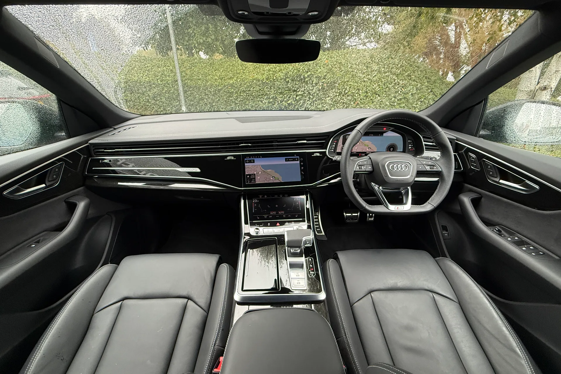 Audi Q8 thumbnail image number 5