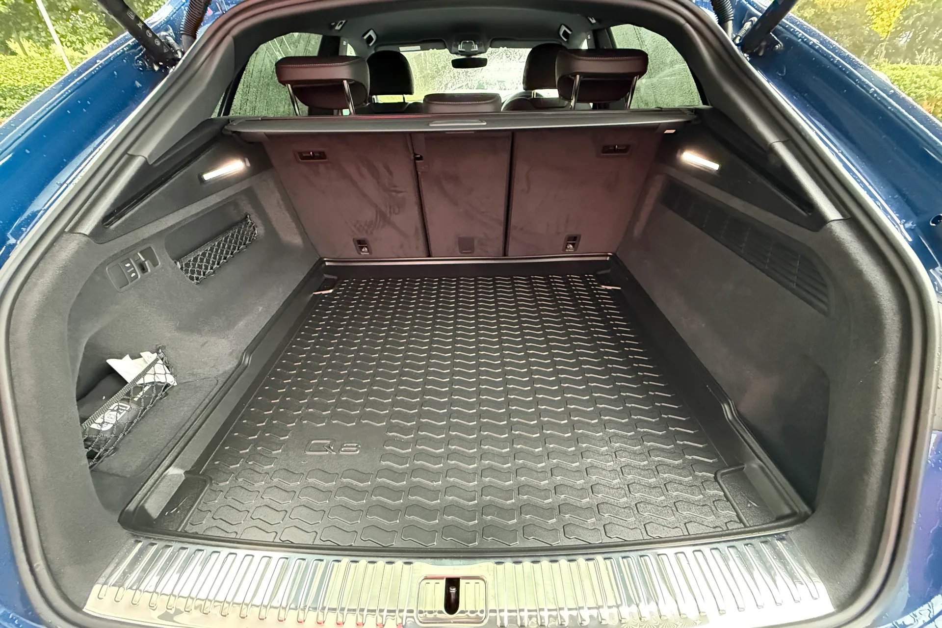 Audi Q8 thumbnail image number 48