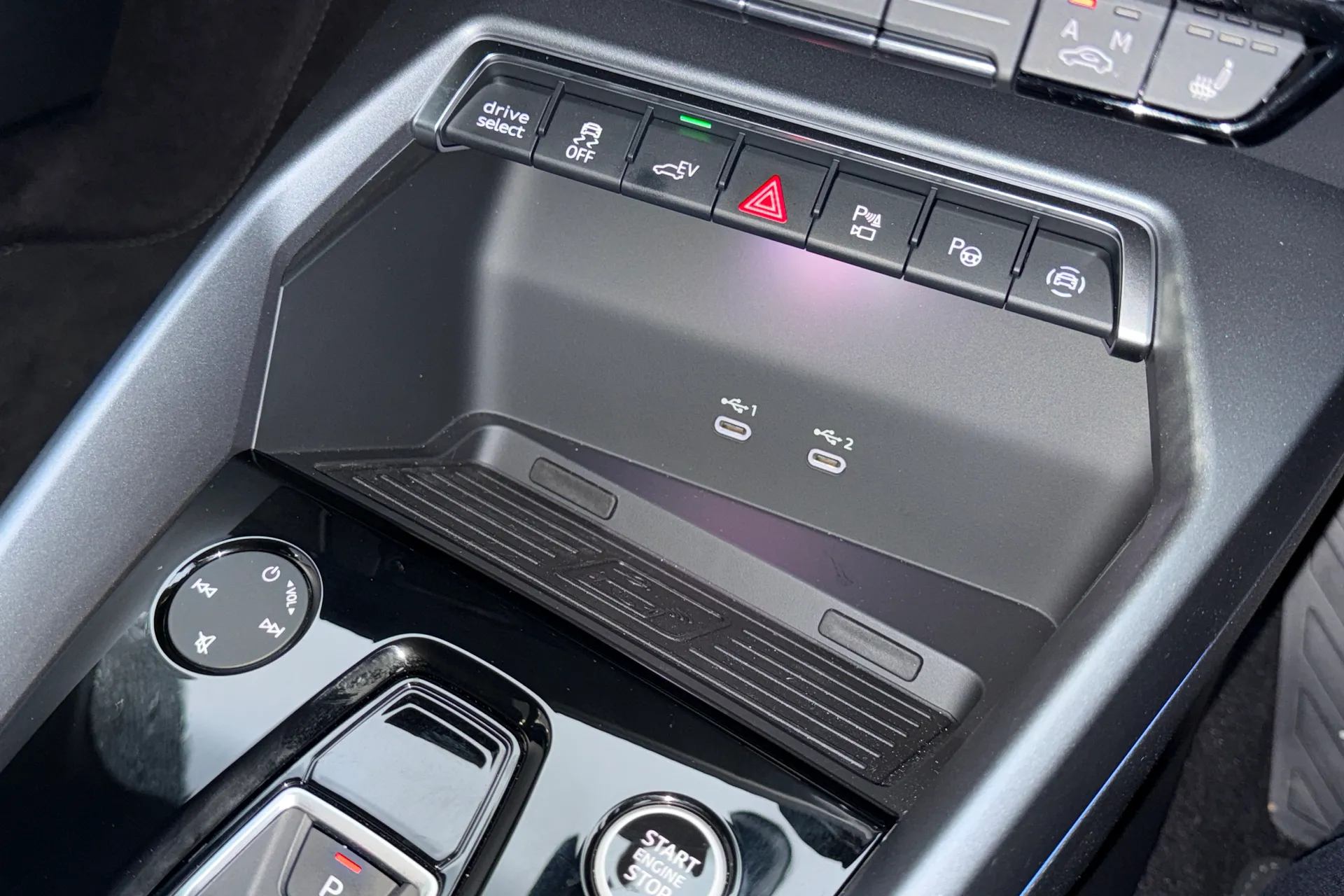 Audi A3 thumbnail image number 25