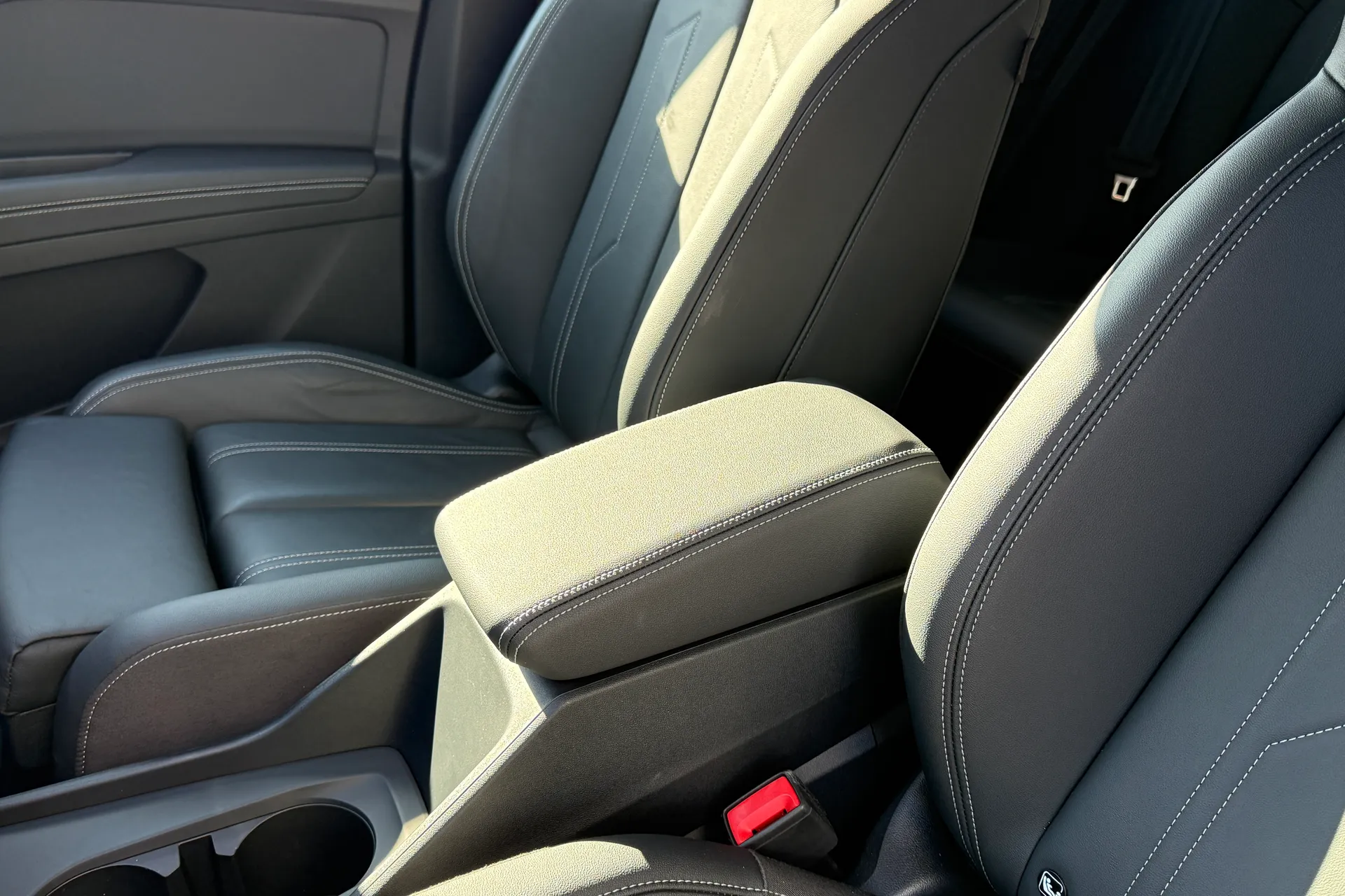 Audi Q4 thumbnail image number 22