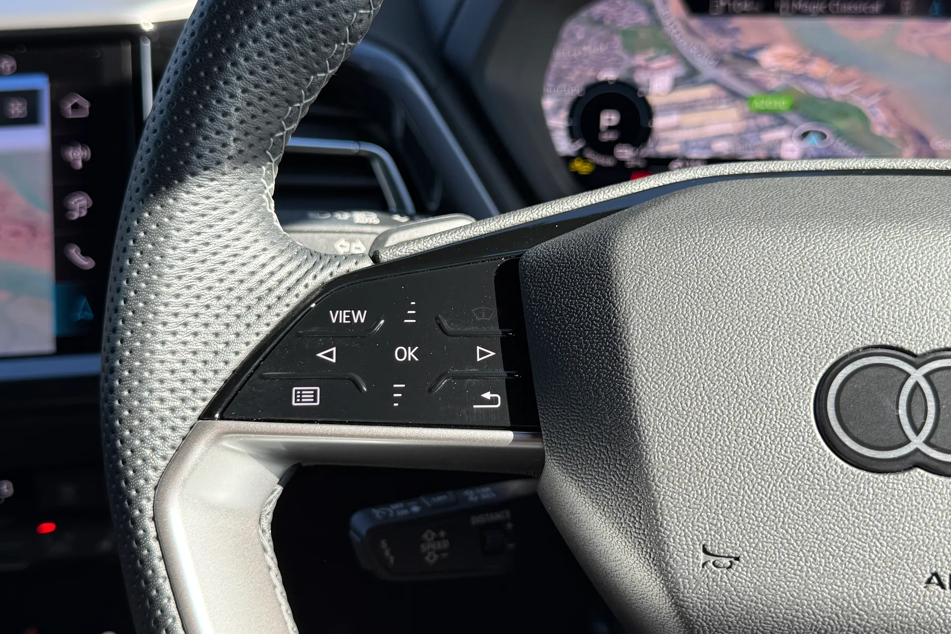 Audi Q4 thumbnail image number 48
