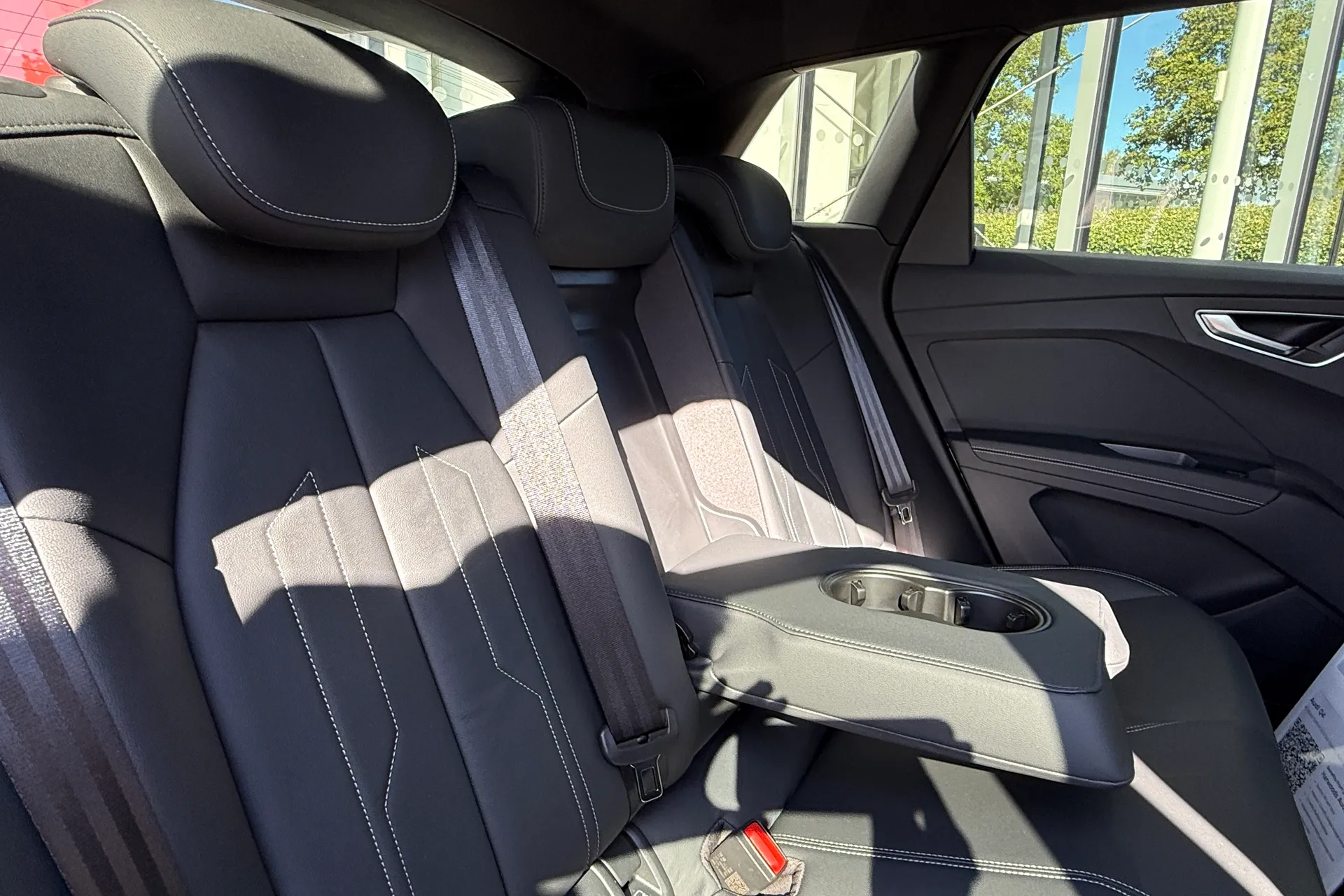 Audi Q4 thumbnail image number 44
