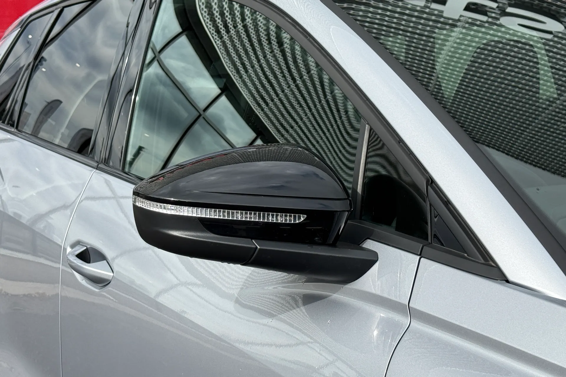 Audi Q4 thumbnail image number 23