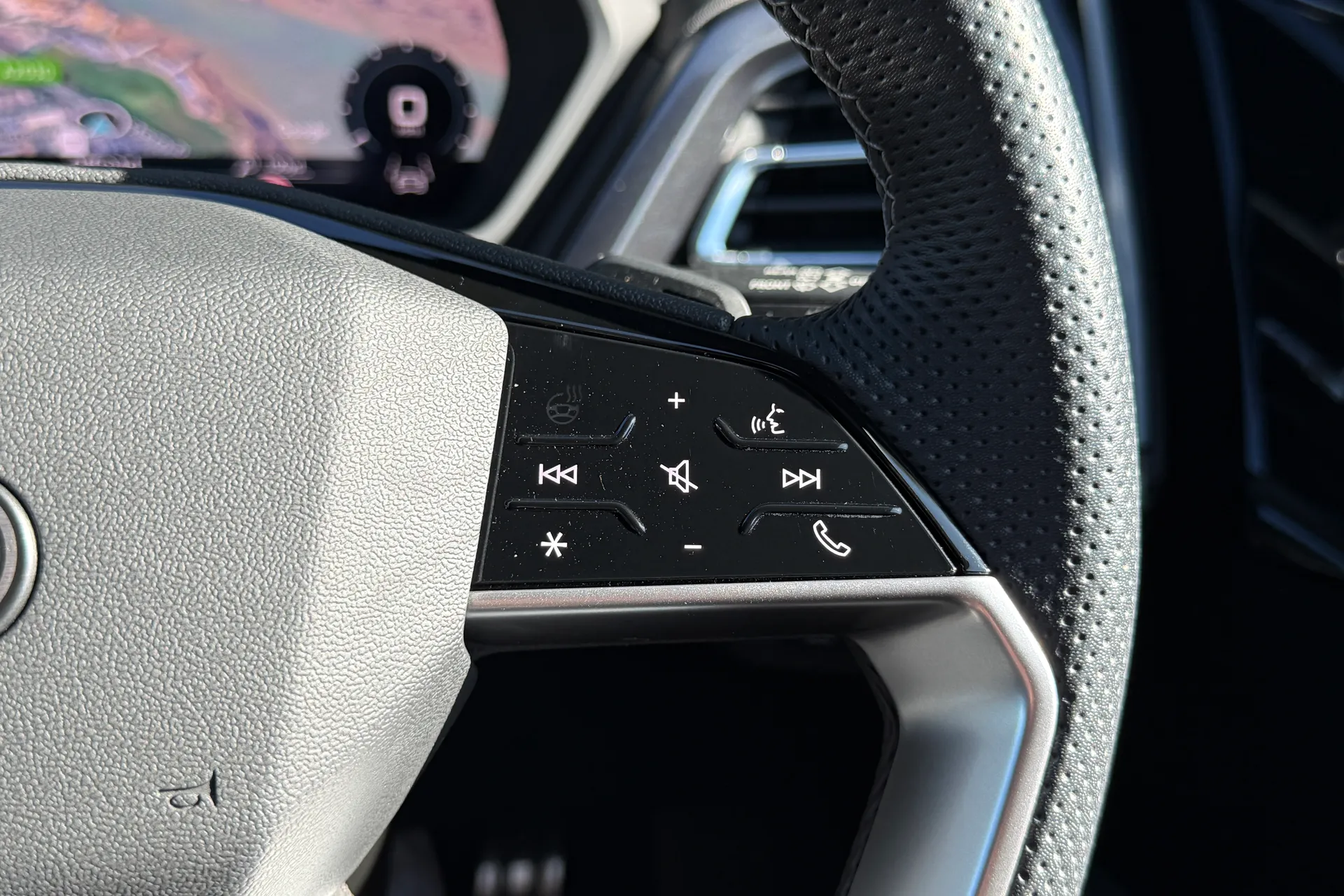 Audi Q4 thumbnail image number 49