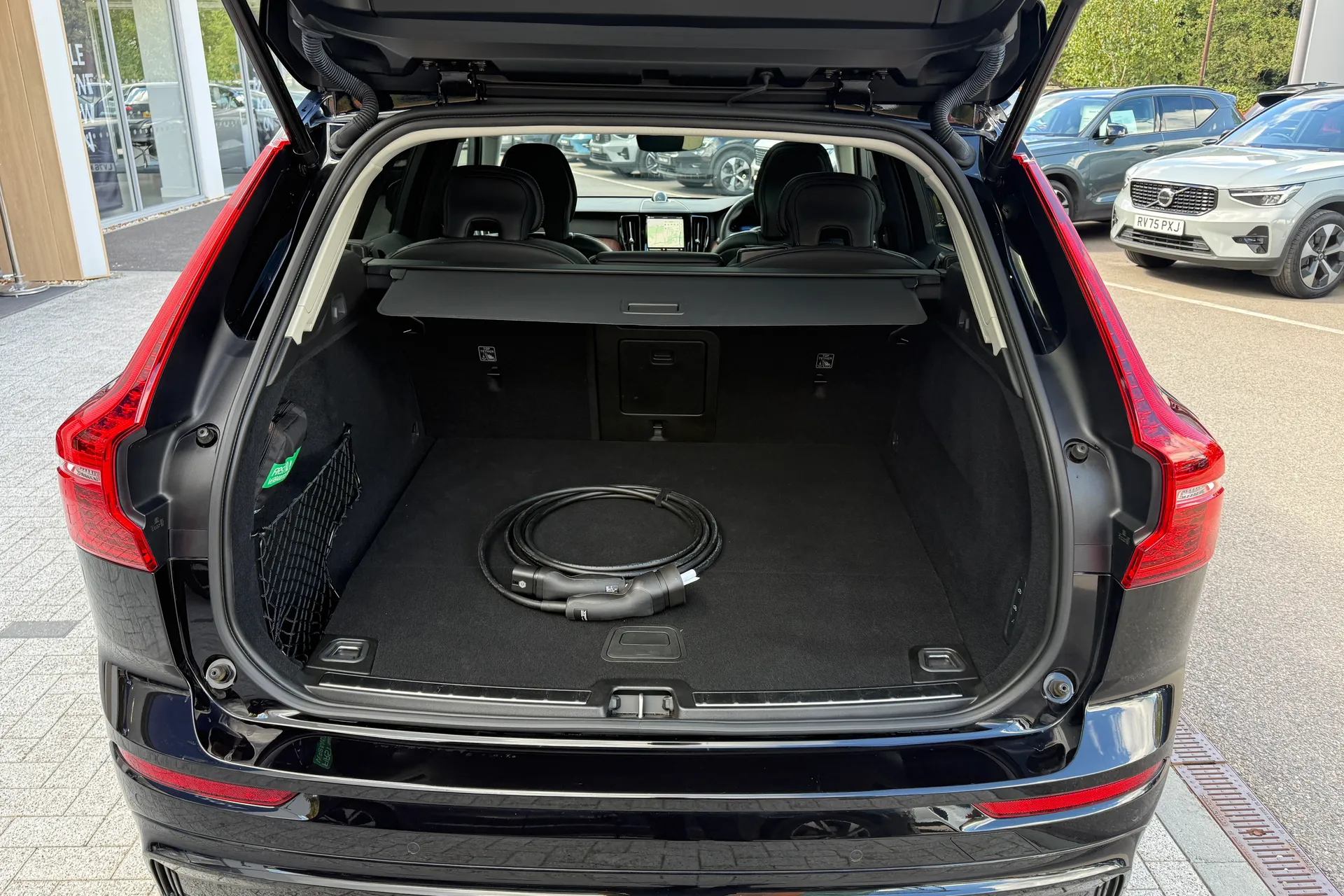 Volvo XC60 thumbnail image number 20