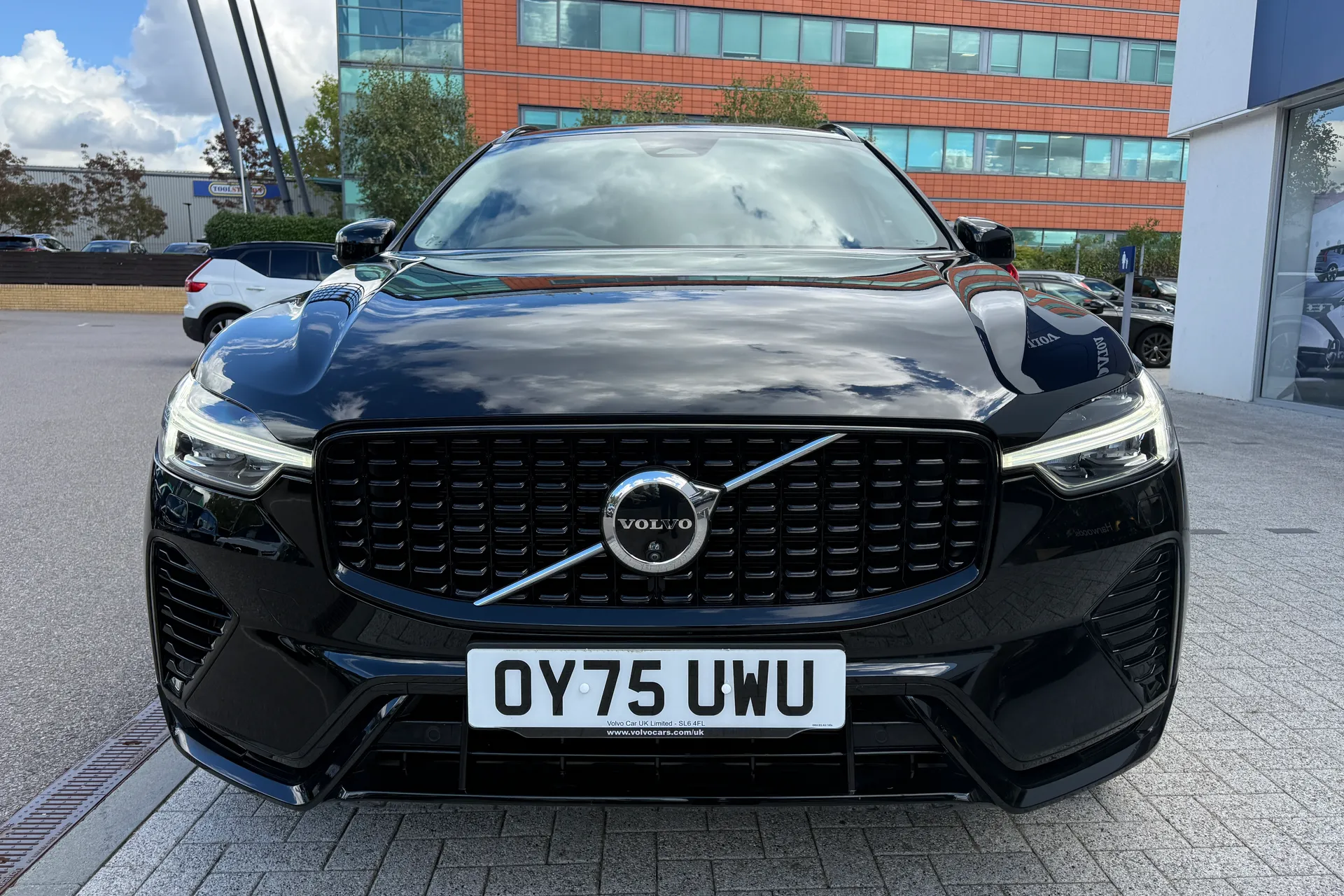 Volvo XC60 thumbnail image number 13