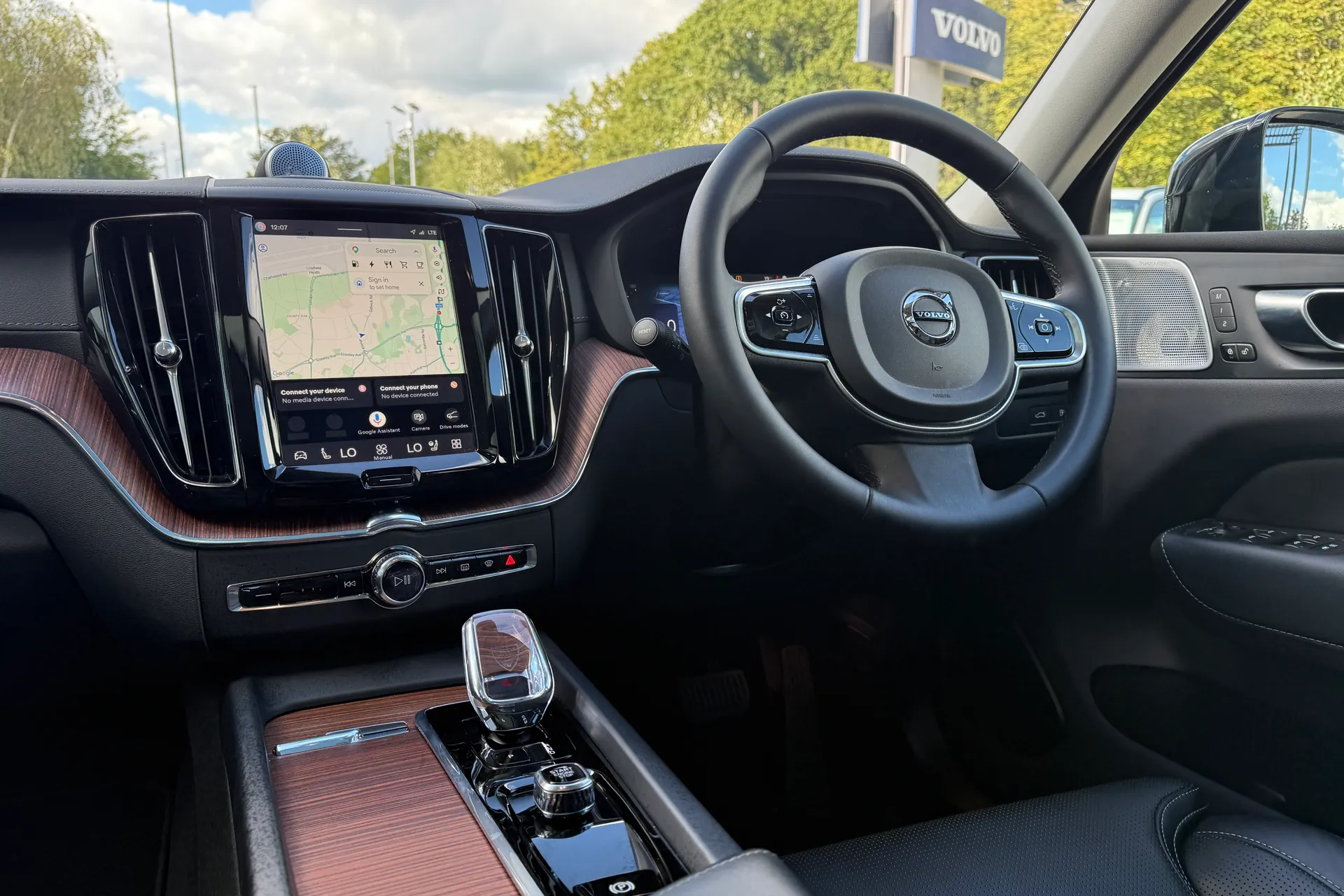 Volvo XC60 thumbnail image number 34