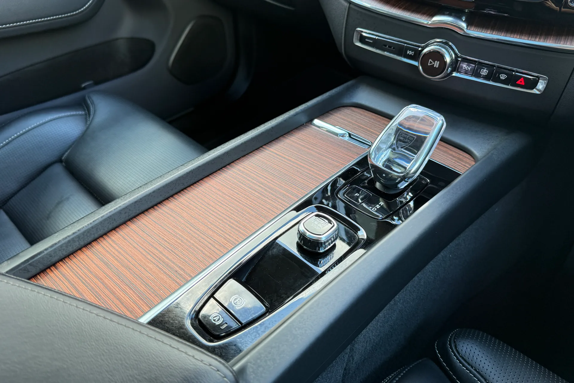 Volvo XC60 thumbnail image number 42