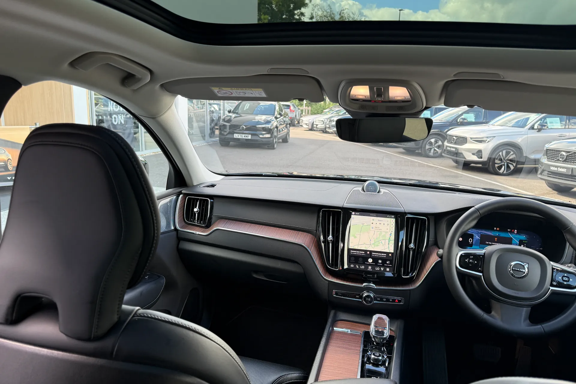 Volvo XC60 thumbnail image number 31