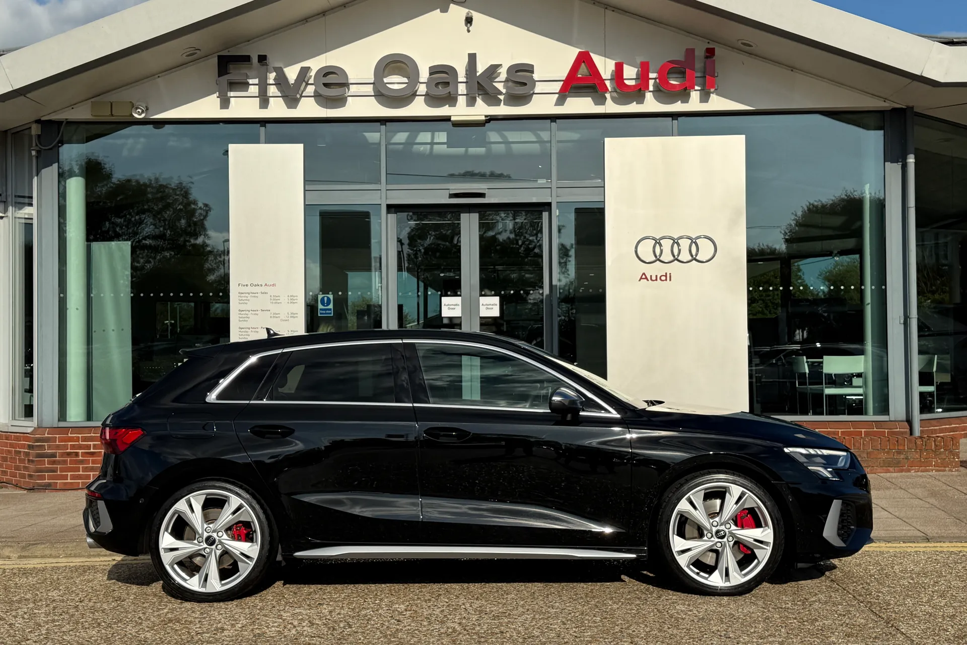 Audi A3 thumbnail image number 2
