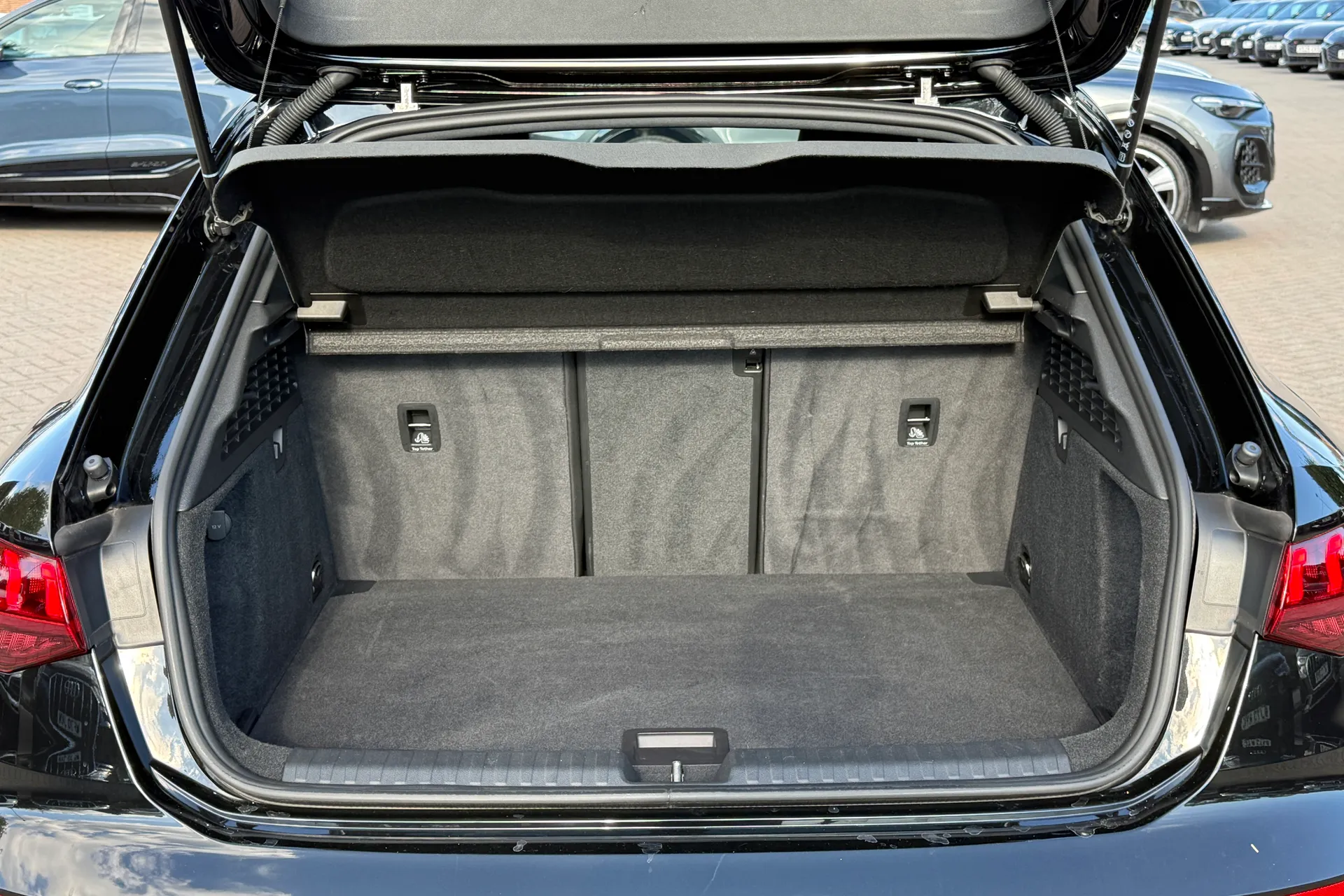 Audi A3 thumbnail image number 37