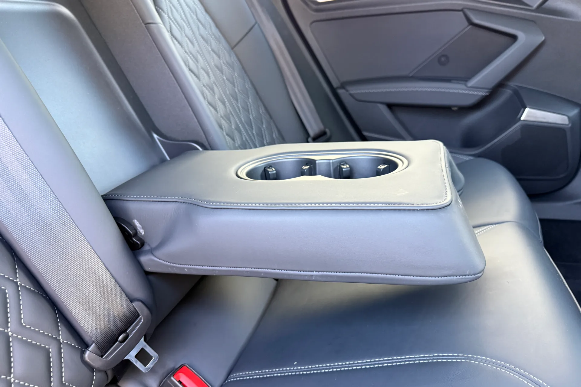 Audi A3 thumbnail image number 47