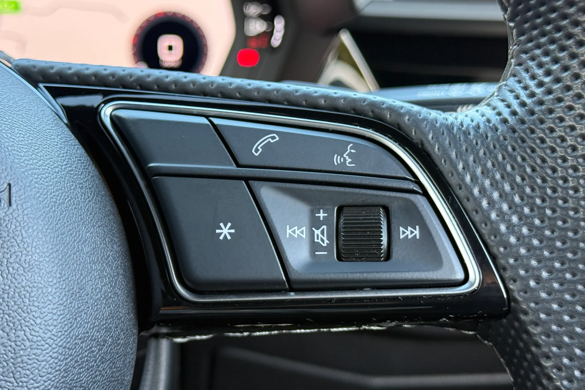 Audi A3 thumbnail image number 24