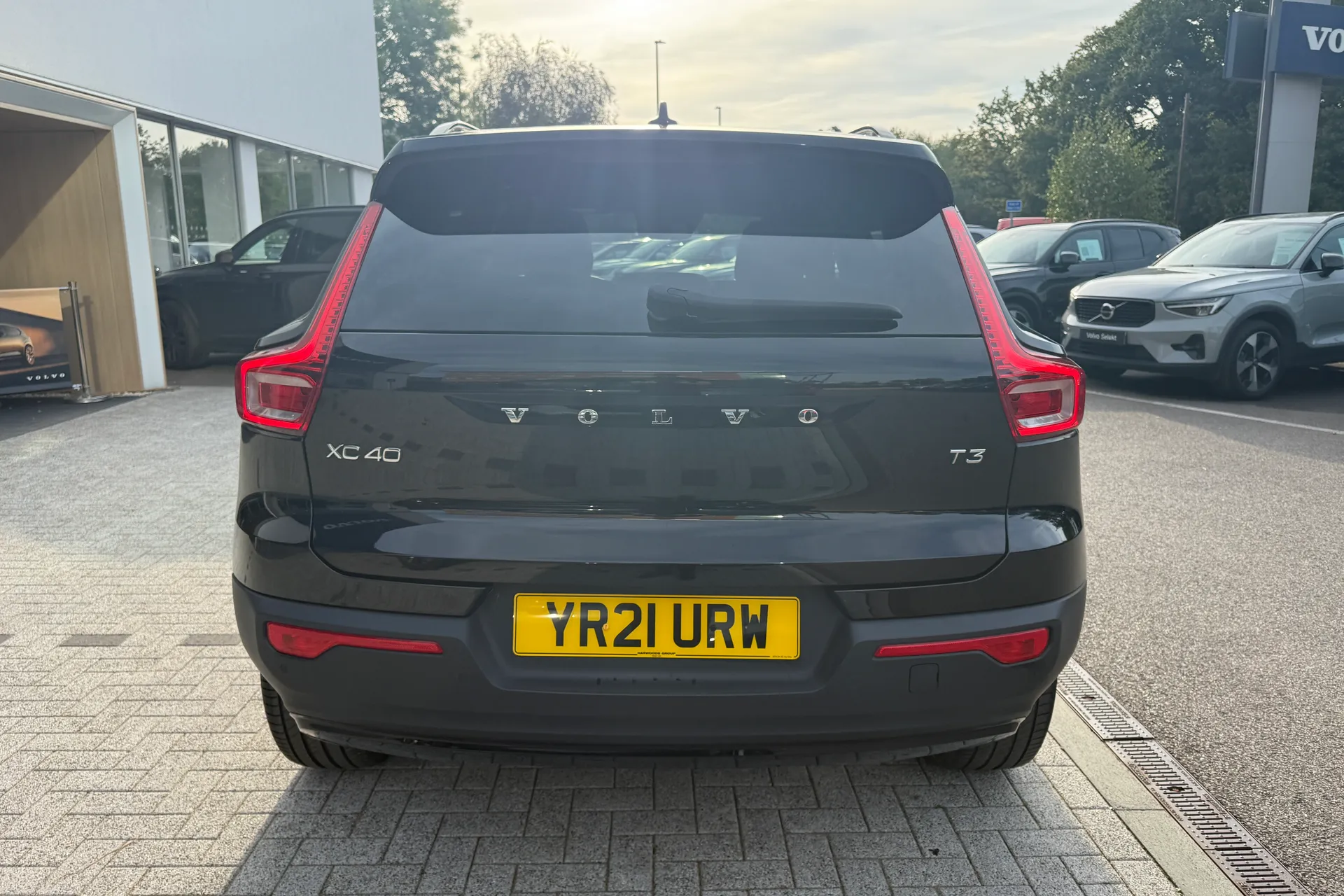 Volvo XC40 thumbnail image number 9