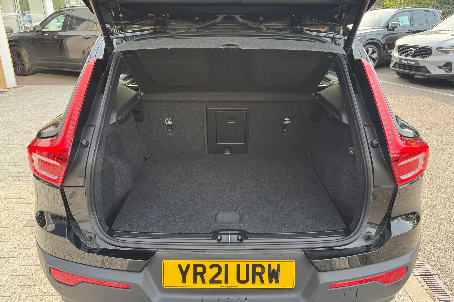 Volvo XC40 thumbnail image number 20