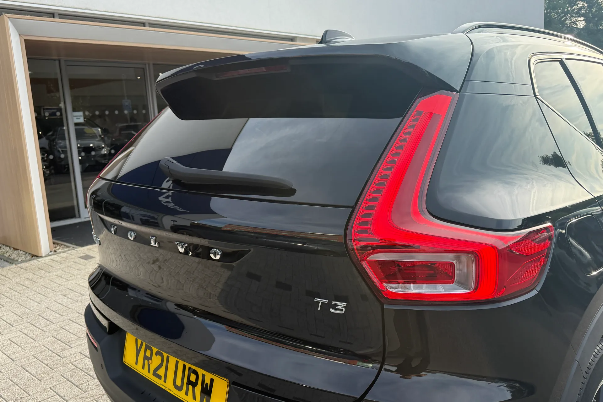 Volvo XC40 thumbnail image number 18