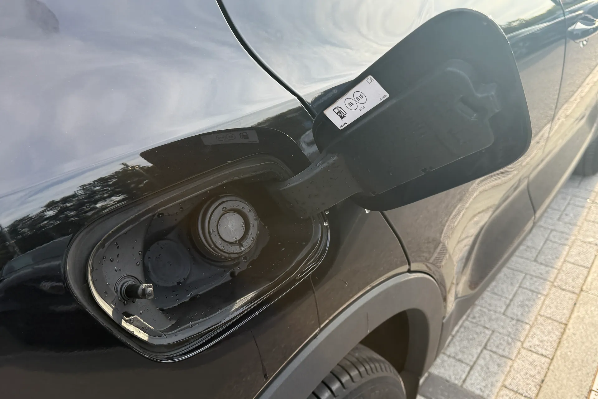 Volvo XC40 thumbnail image number 16