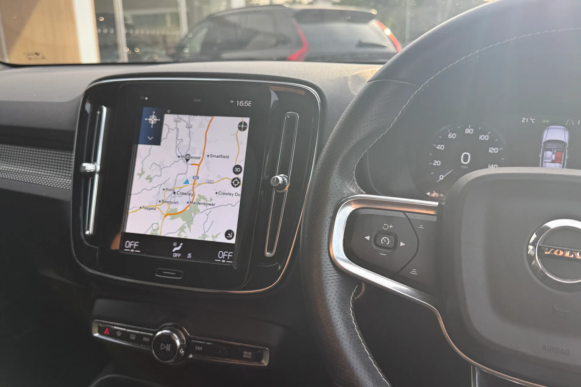 Volvo XC40 thumbnail image number 35