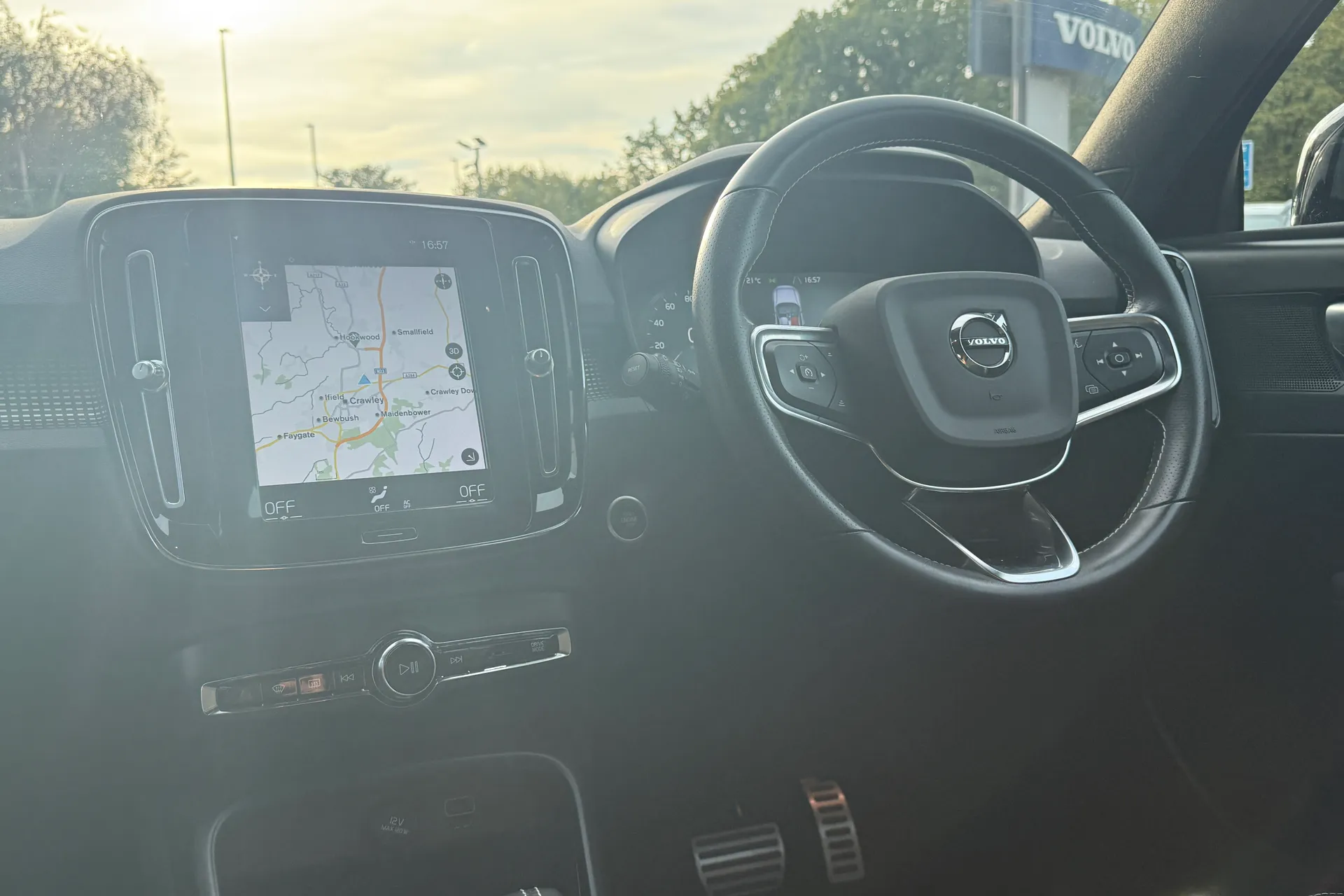 Volvo XC40 thumbnail image number 34