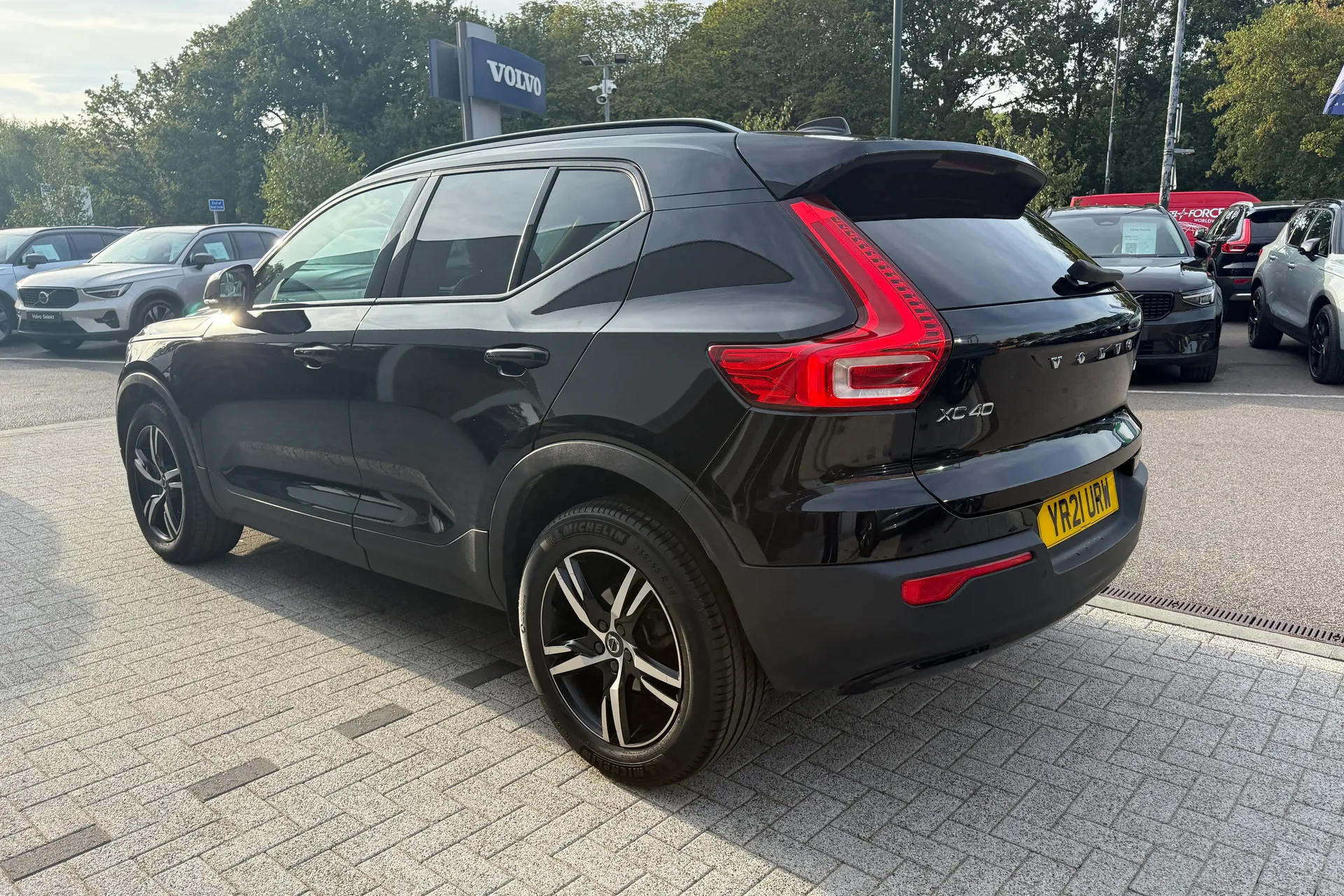 Volvo XC40 thumbnail image number 10