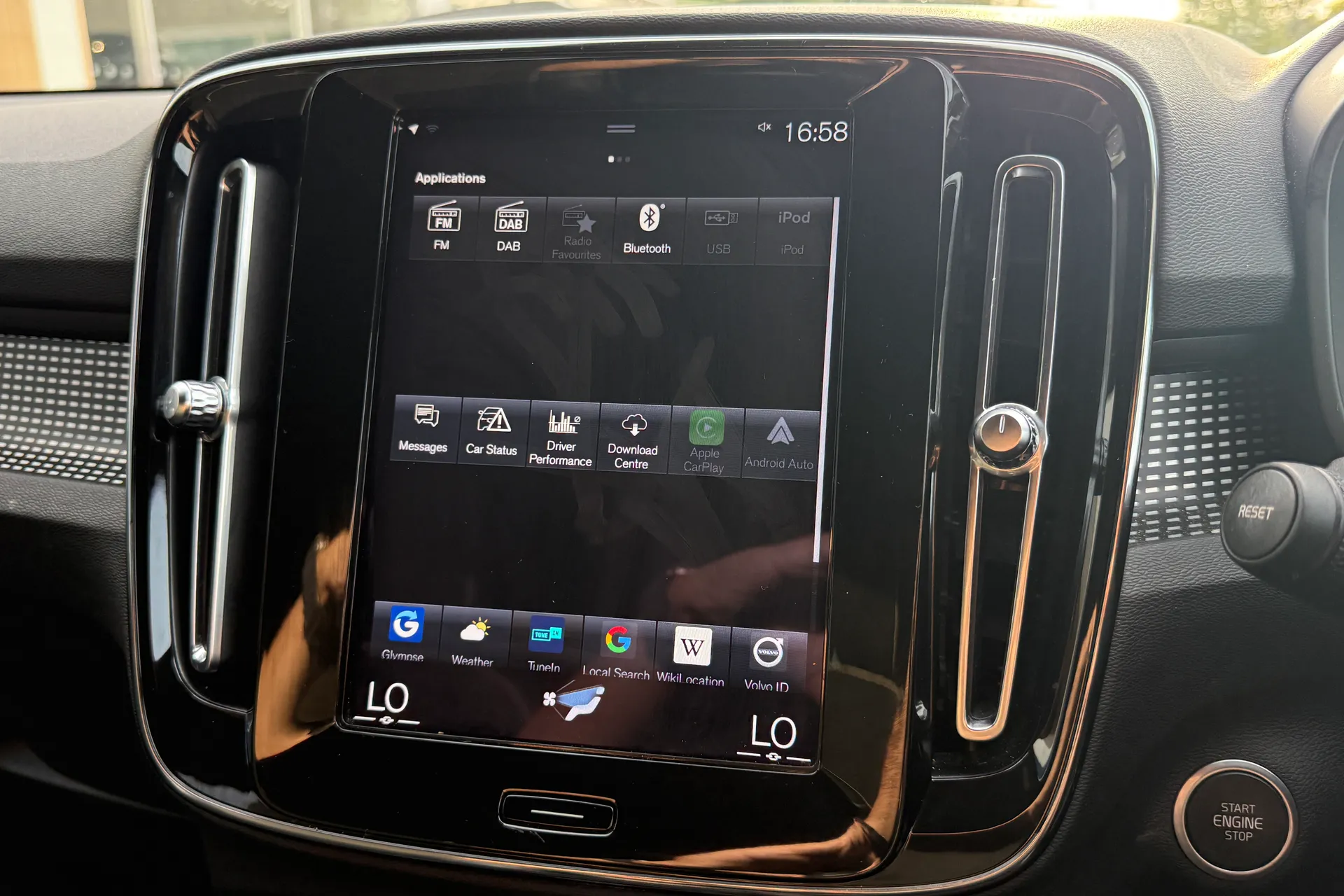 Volvo XC40 thumbnail image number 38
