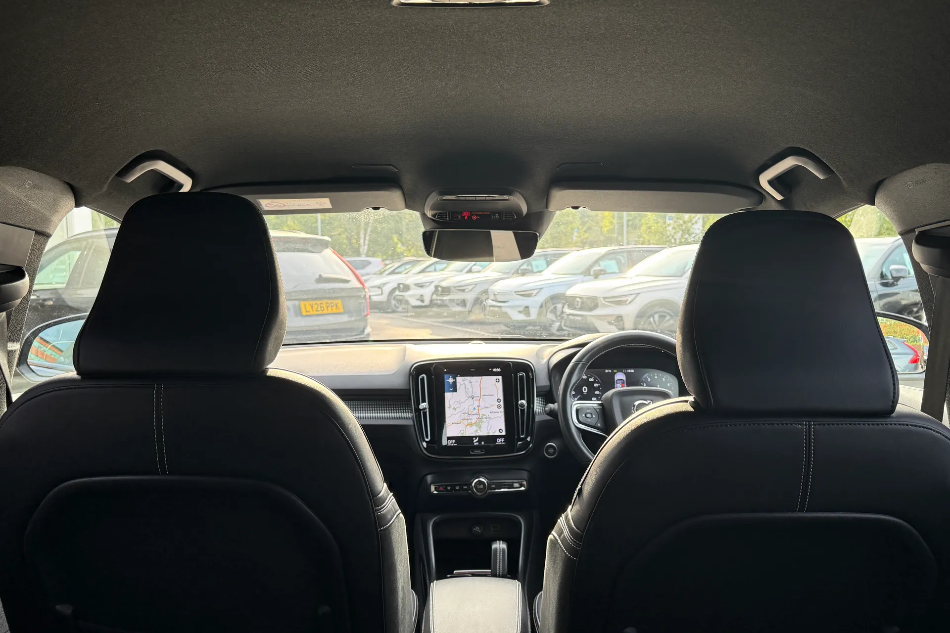 Volvo XC40 thumbnail image number 22