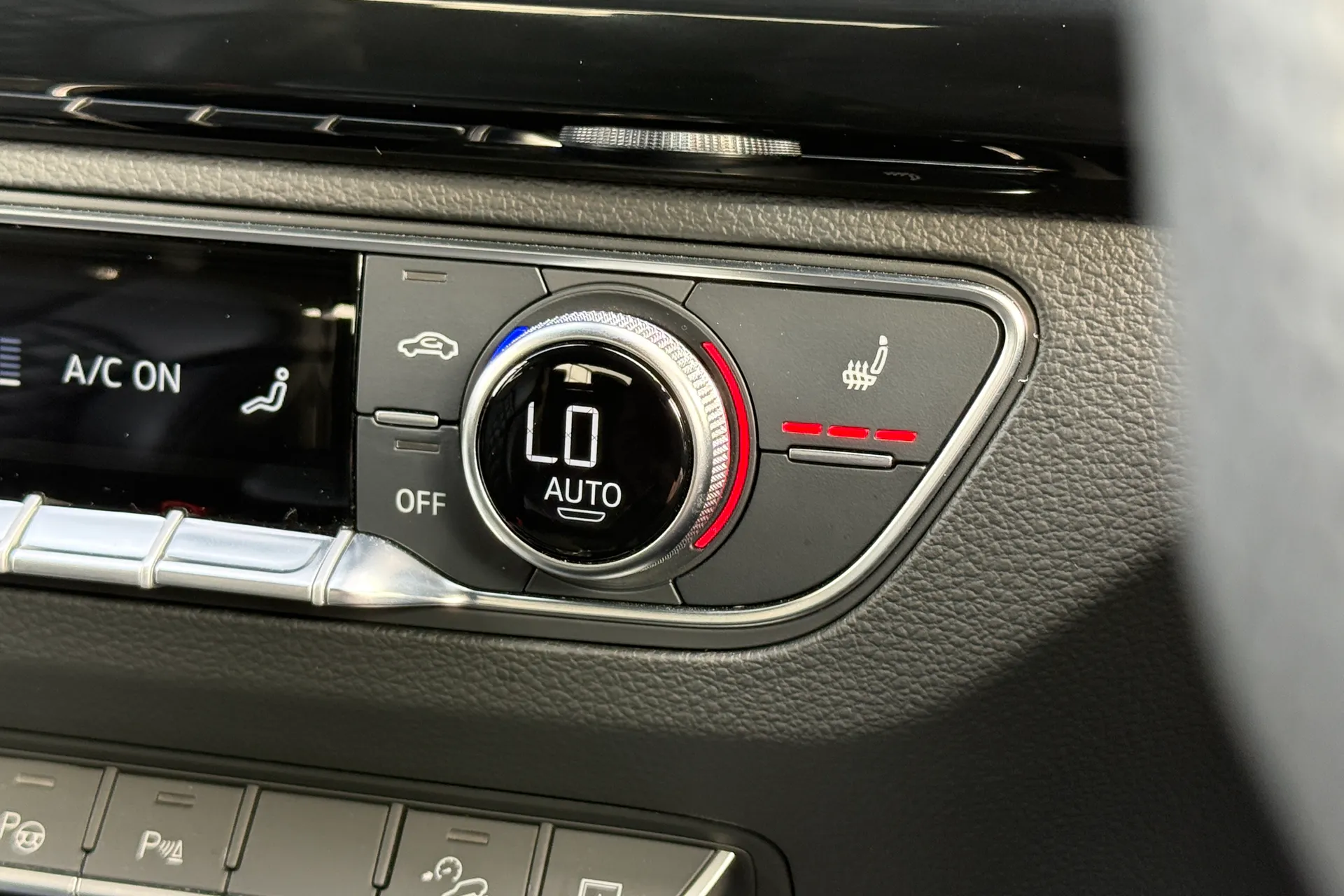 Audi Q5 thumbnail image number 42