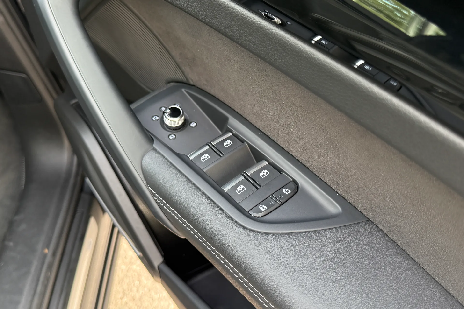 Audi Q5 thumbnail image number 54
