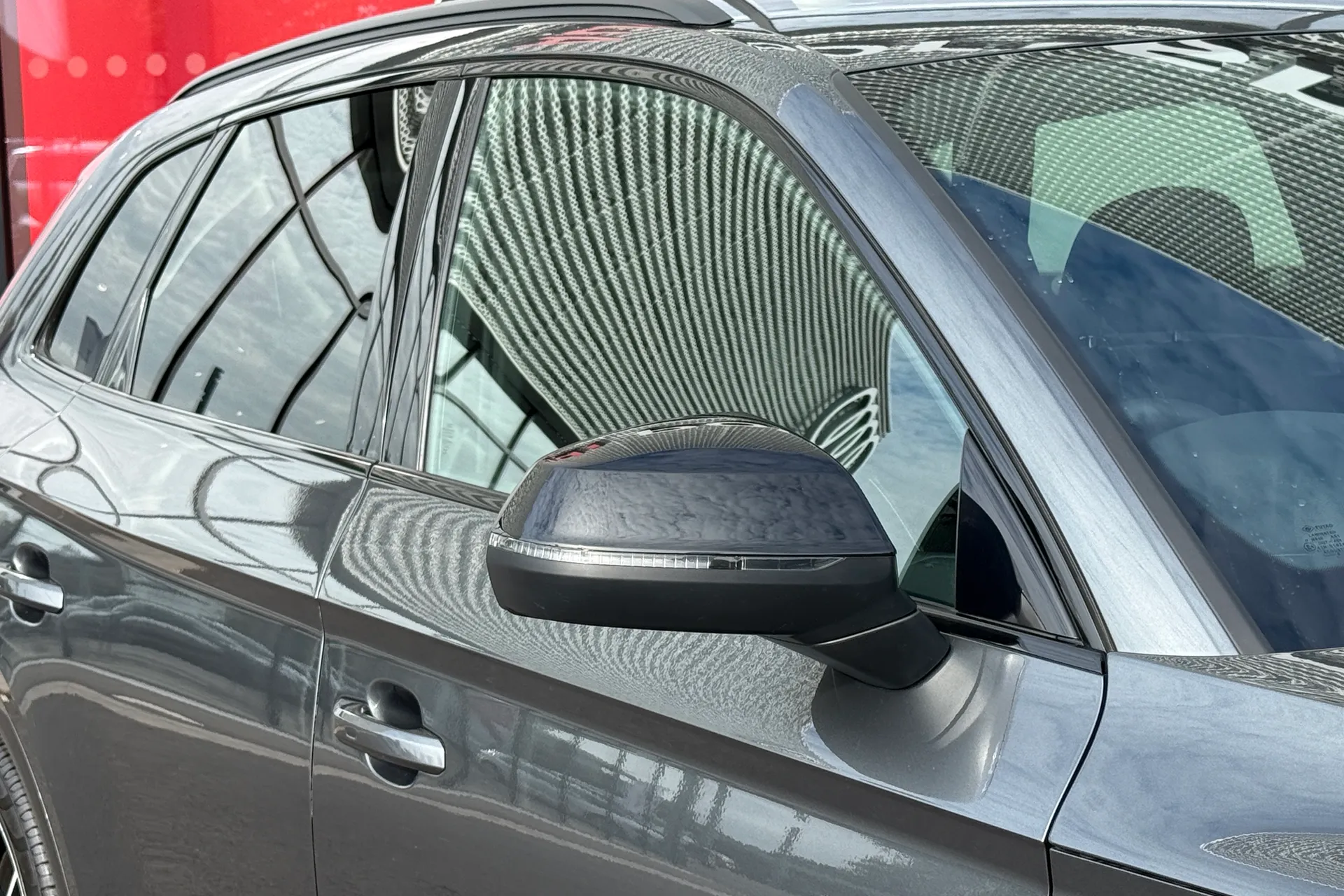 Audi Q5 thumbnail image number 21