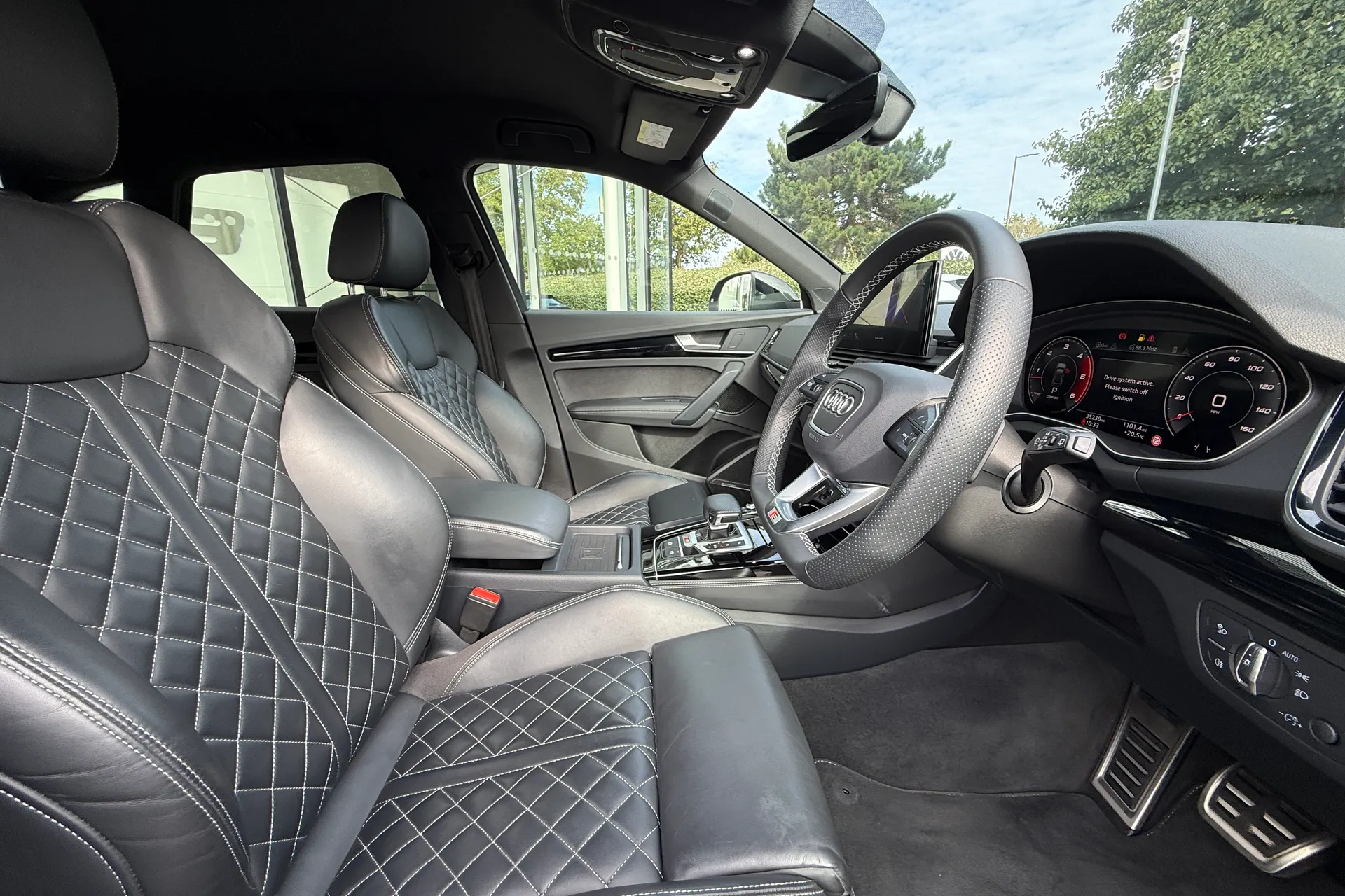 Audi Q5 thumbnail image number 27