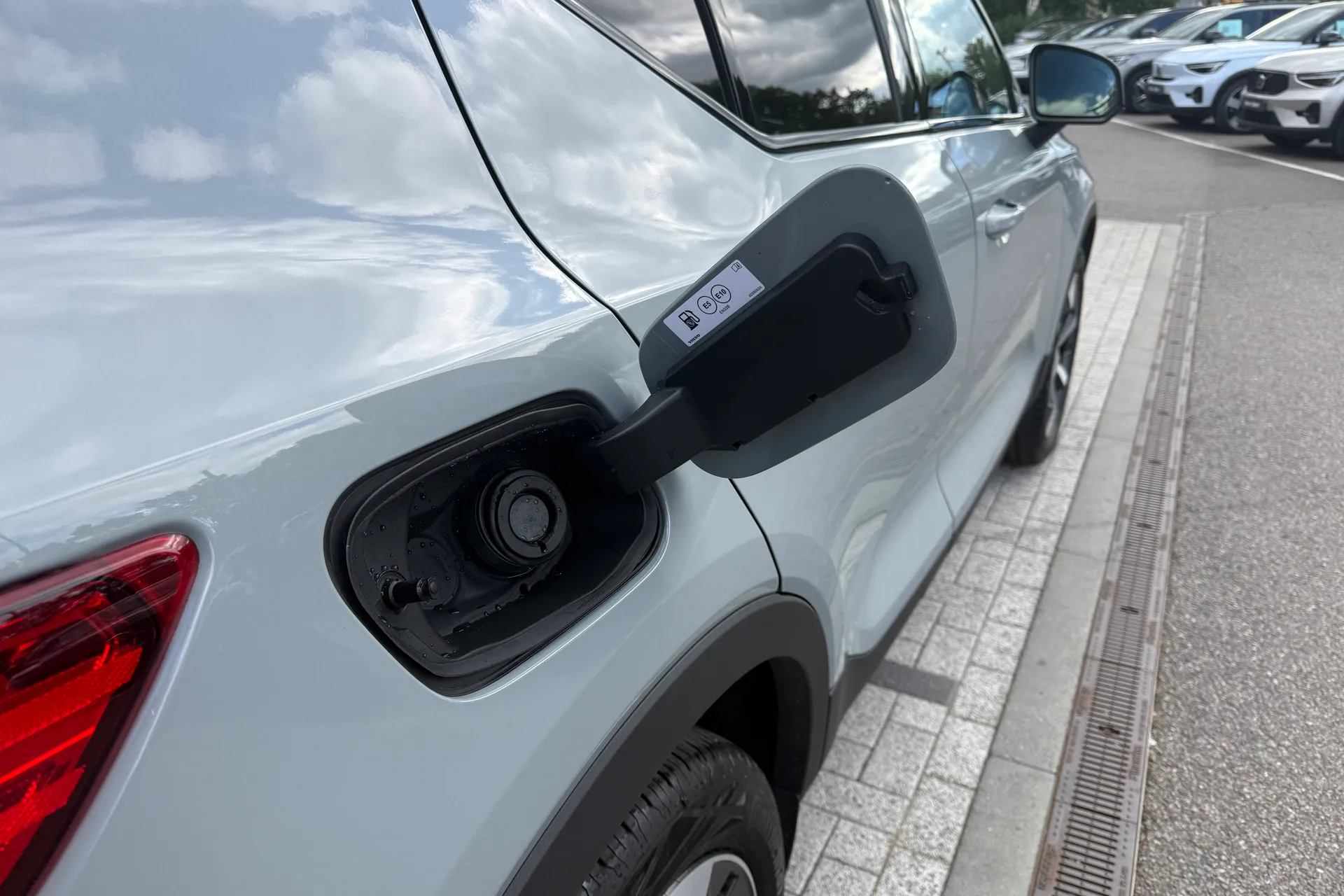 Volvo XC40 thumbnail image number 16