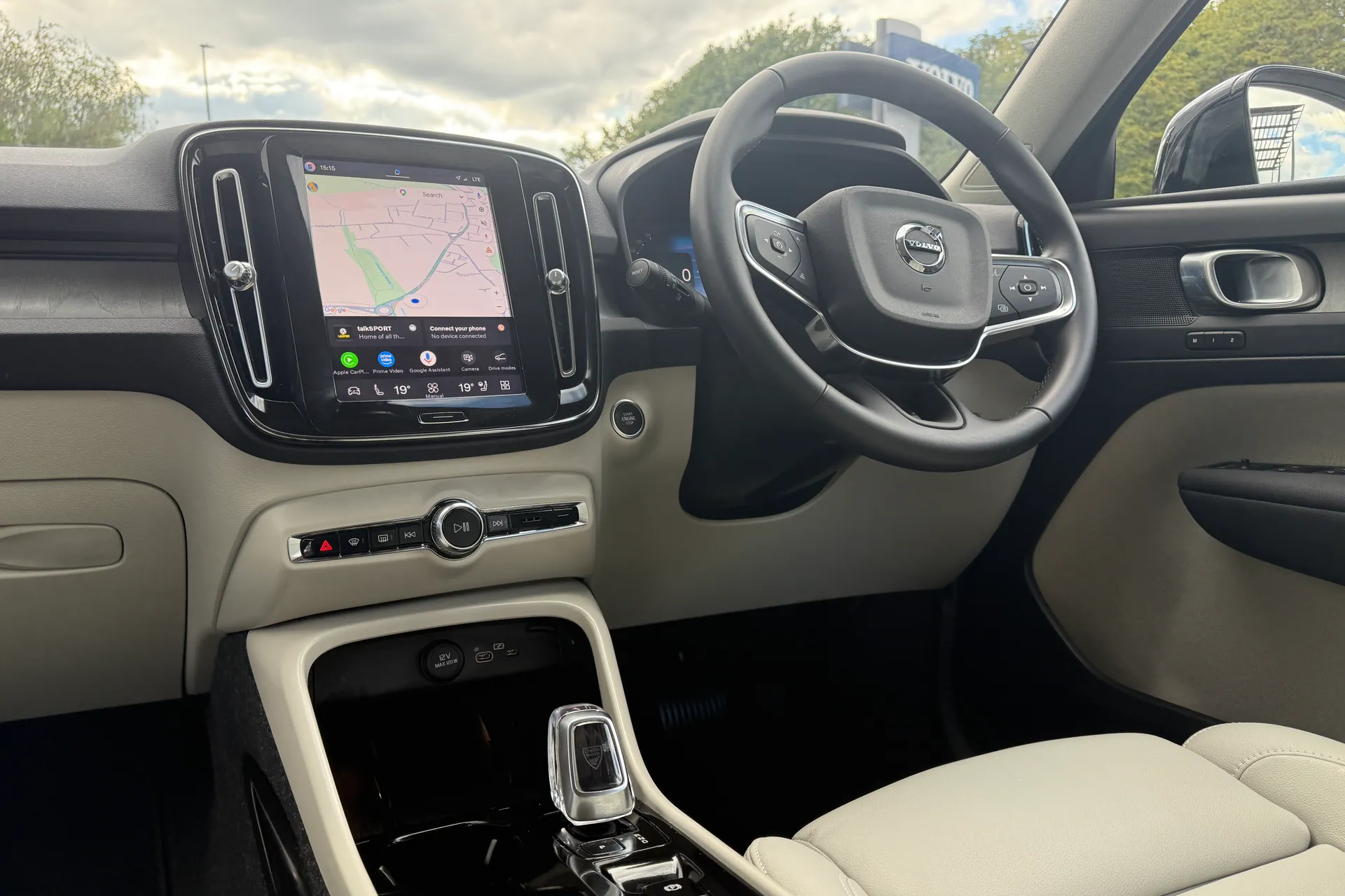 Volvo XC40 thumbnail image number 33